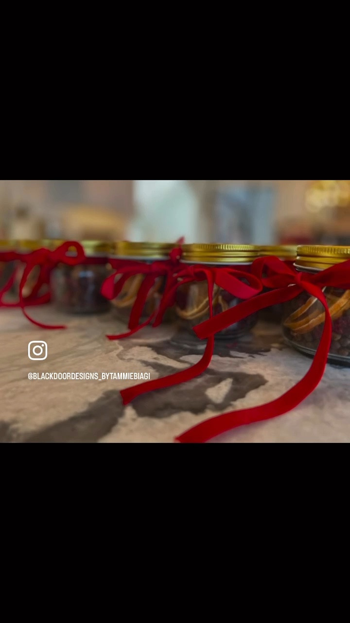 Simmer Pot Jars 

Homemade gifts, holiday giving, gift giving, Christmas gifts, teacher gifts ideas, simmer pot, simmer jars 

#LTKGiftGuide #LTKHome #LTKSeasonal