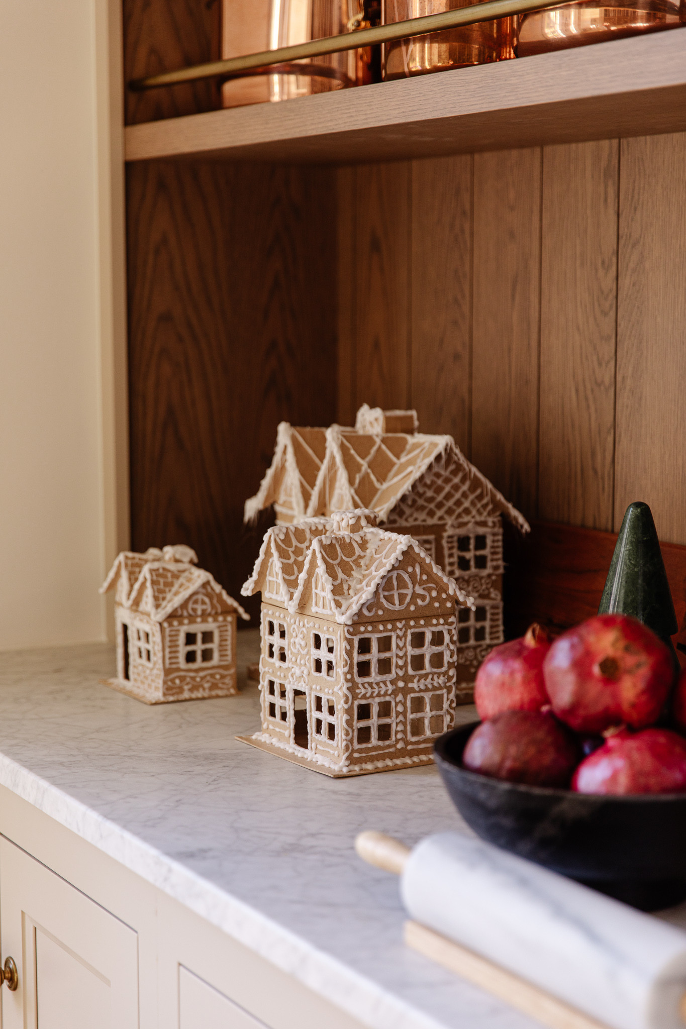 All you need to make some DIY Gingerbread Houses (a double take of my ceramic ones) is a craft house and some white hot glue. Linked some options for the craft houses above!

 

#LTKStyleTip #LTKHoliday #LTKFindsUnder50