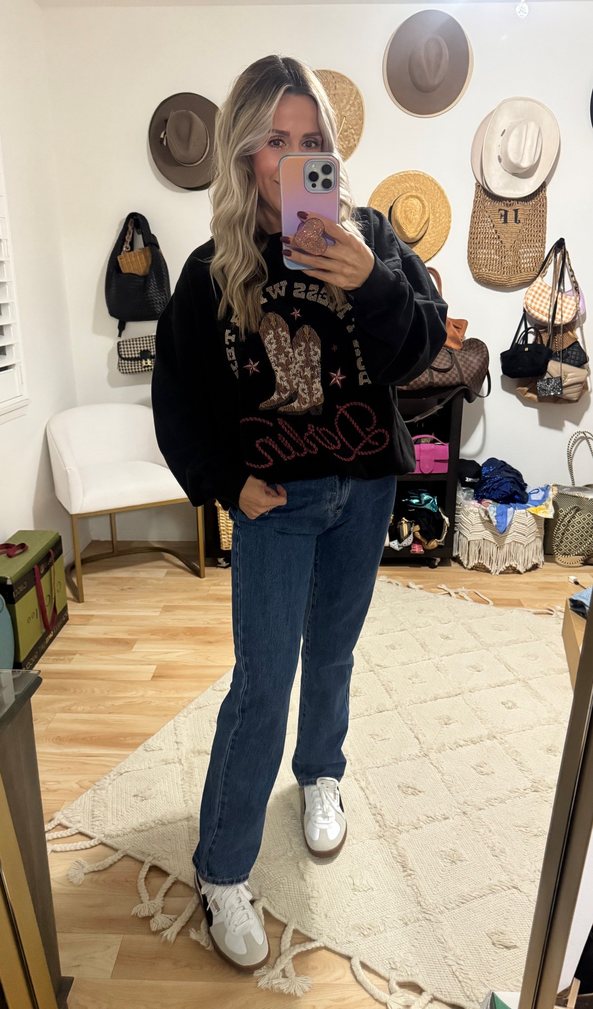 The cutest western oversized sweatshirt on sale right now !!! 

#LTKSaleAlert #LTKOver40 #LTKootd