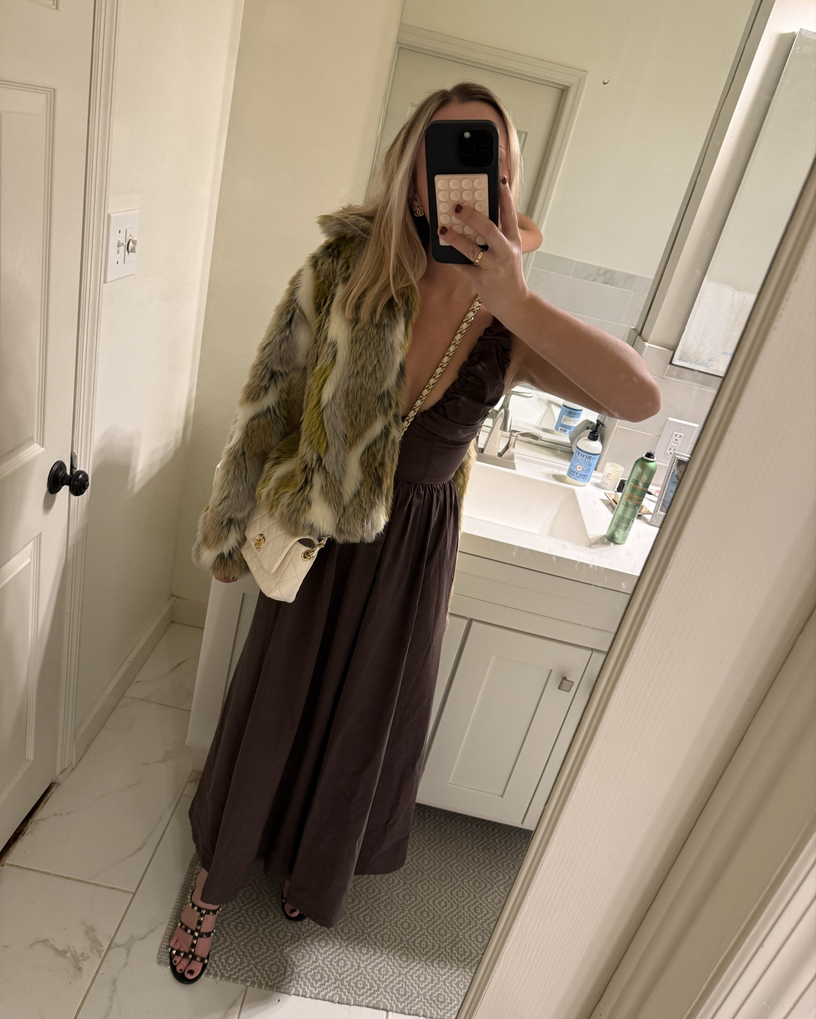 been loving brown lately 🤎



#LTKFindsUnder100 #LTKStyleTip #LTKSeasonal