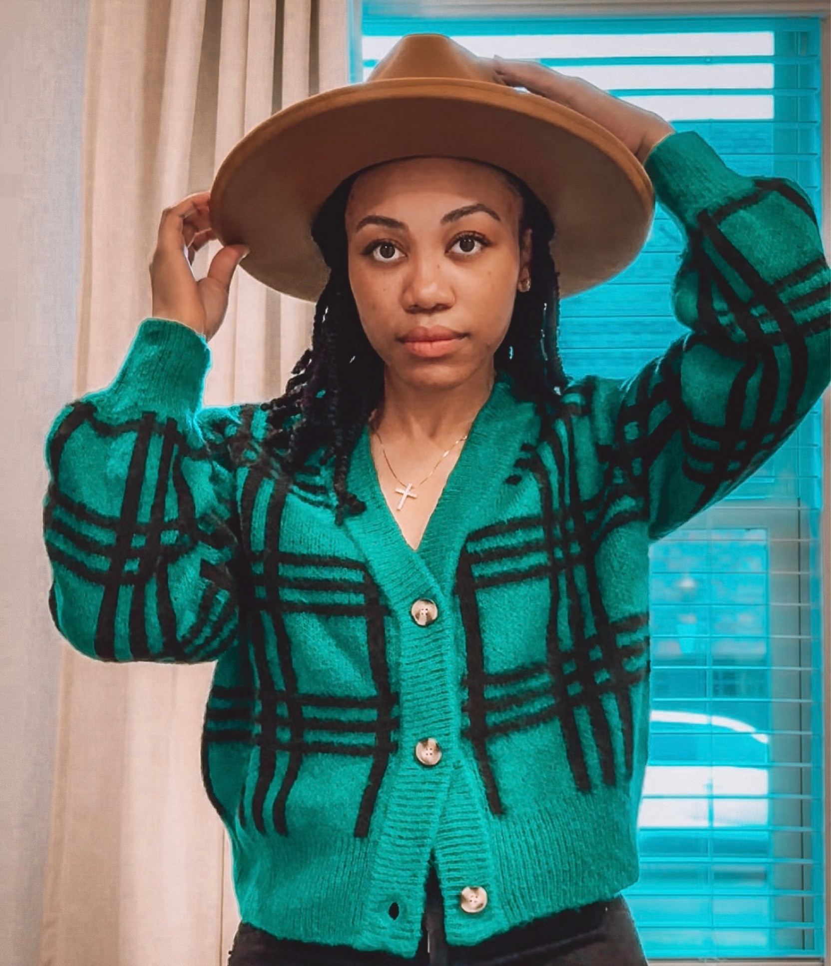 Love a good cardigan! 🫶🏽

#sweater #fallfashion #cardigan #hat #felthat #gigipip  

#LTKSeasonal #LTKstyletip #LTKfindsunder100