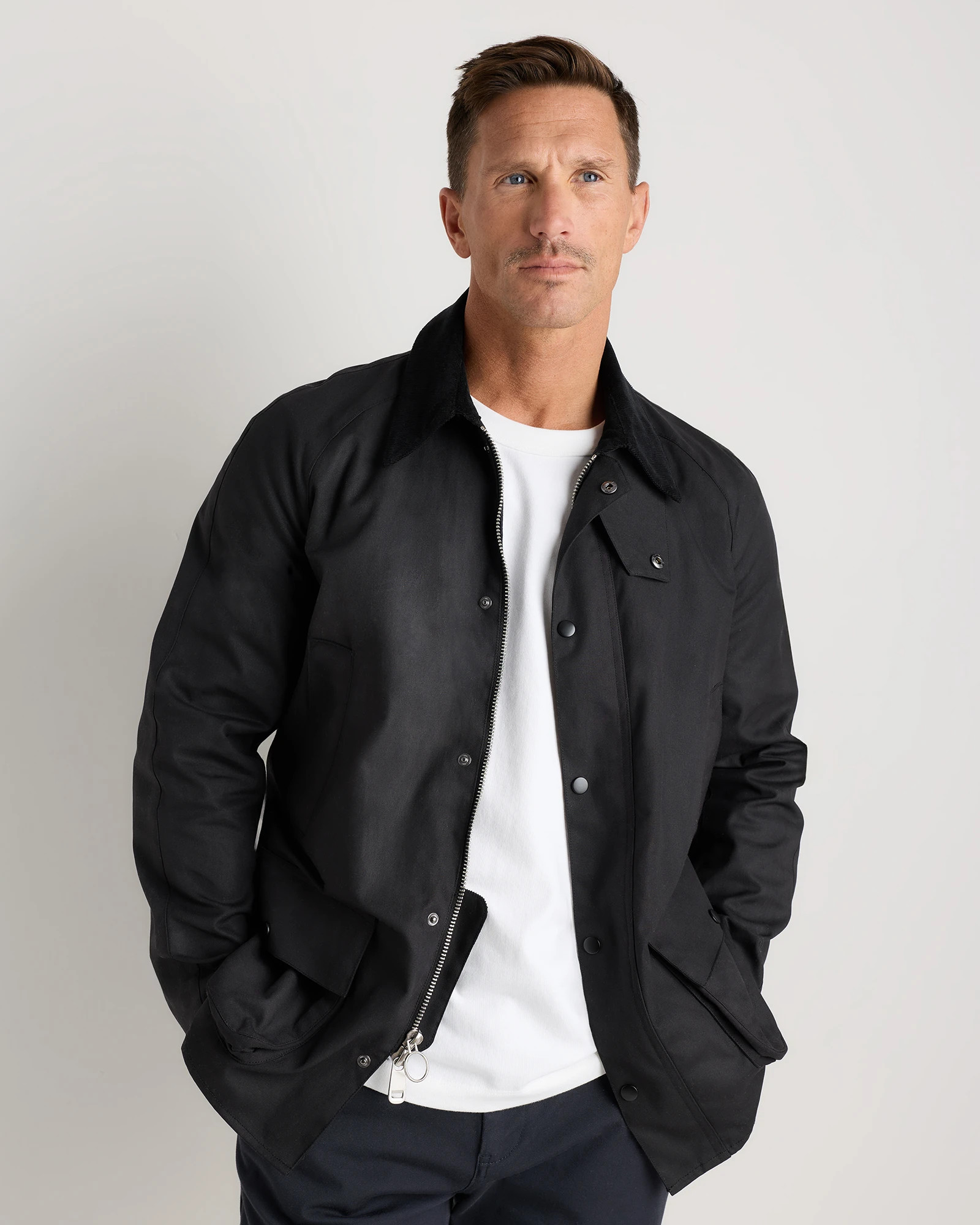 Quince | Men's Organic Waxed Cotton Barn Jacket in Dark Forest Green, Size Small, Organic Cotton | Quince
