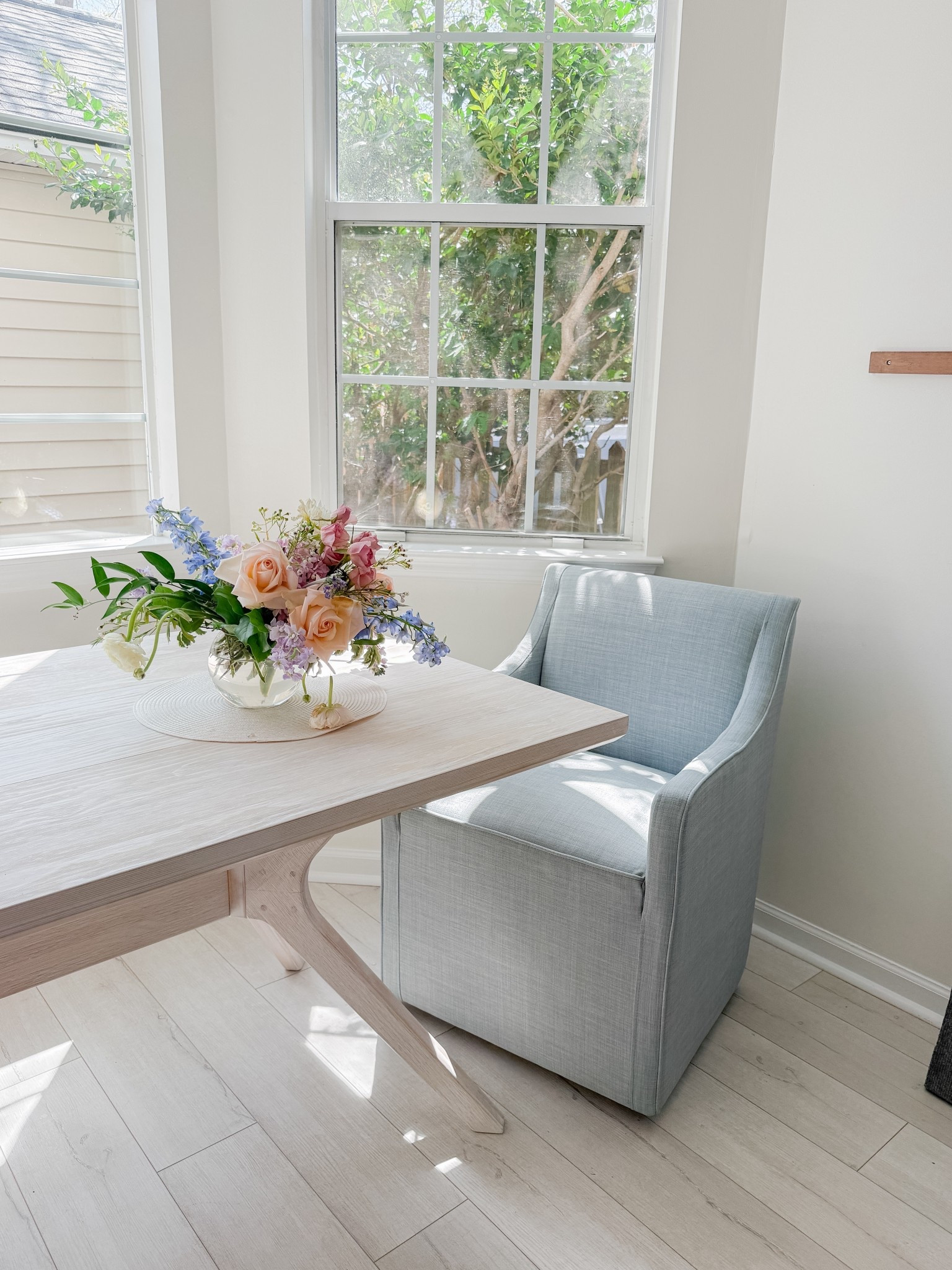 Dining room table and chairs
Blue dining chairs 
Blue and white 
White table 
Kitchen table 
Home decor 

#LTKHome #LTKSaleAlert