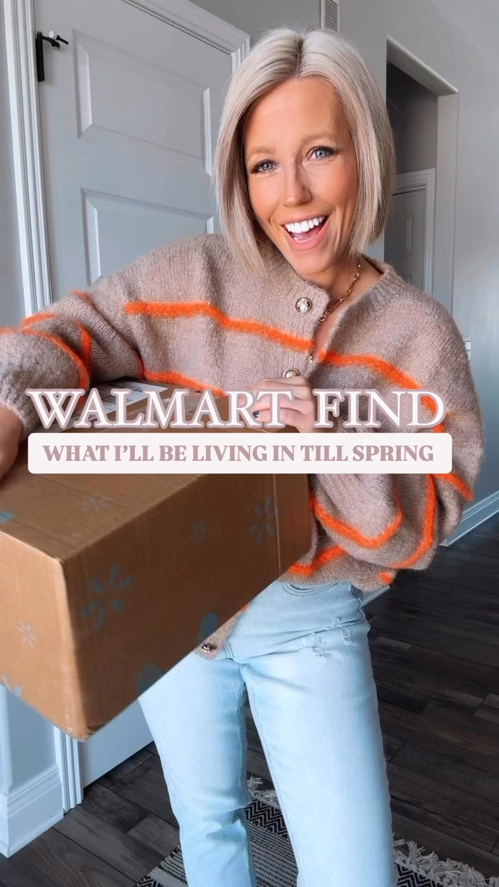 You guys! Look what I just found! The nicest and coziest sweater sets! It’s warm without feeling bulky and comes in 4 colors!!! These just came out so they are fully stocked for now!!!!
⬇️⬇️⬇️
Sweater set size small
Coat size small
Shoes size small 



#LTKStyleTip #LTKFindsUnder50 #LTKWatchNow