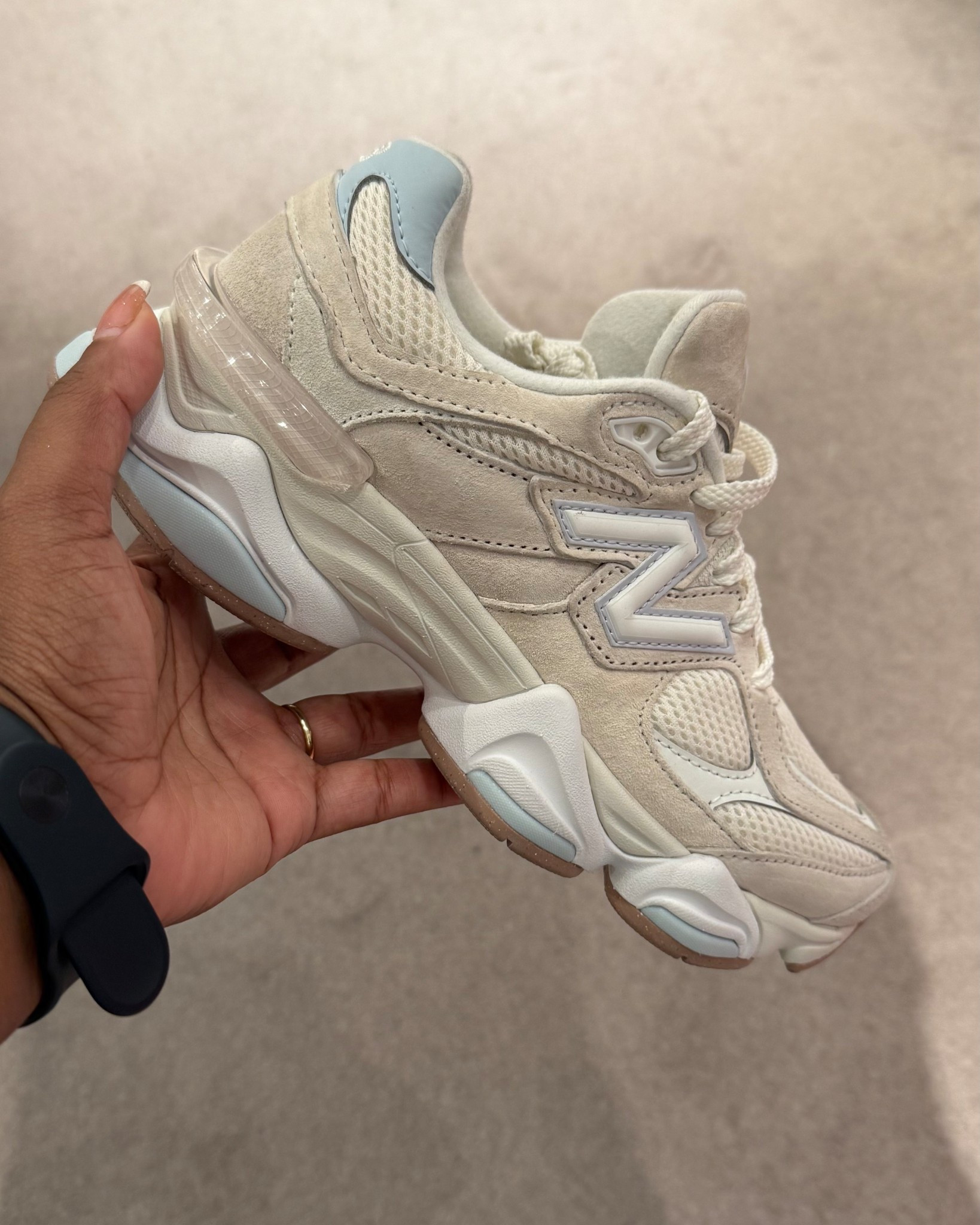 New Balance Sneakers 

#LTKstyletip #LTKcanada #LTKgiftguide