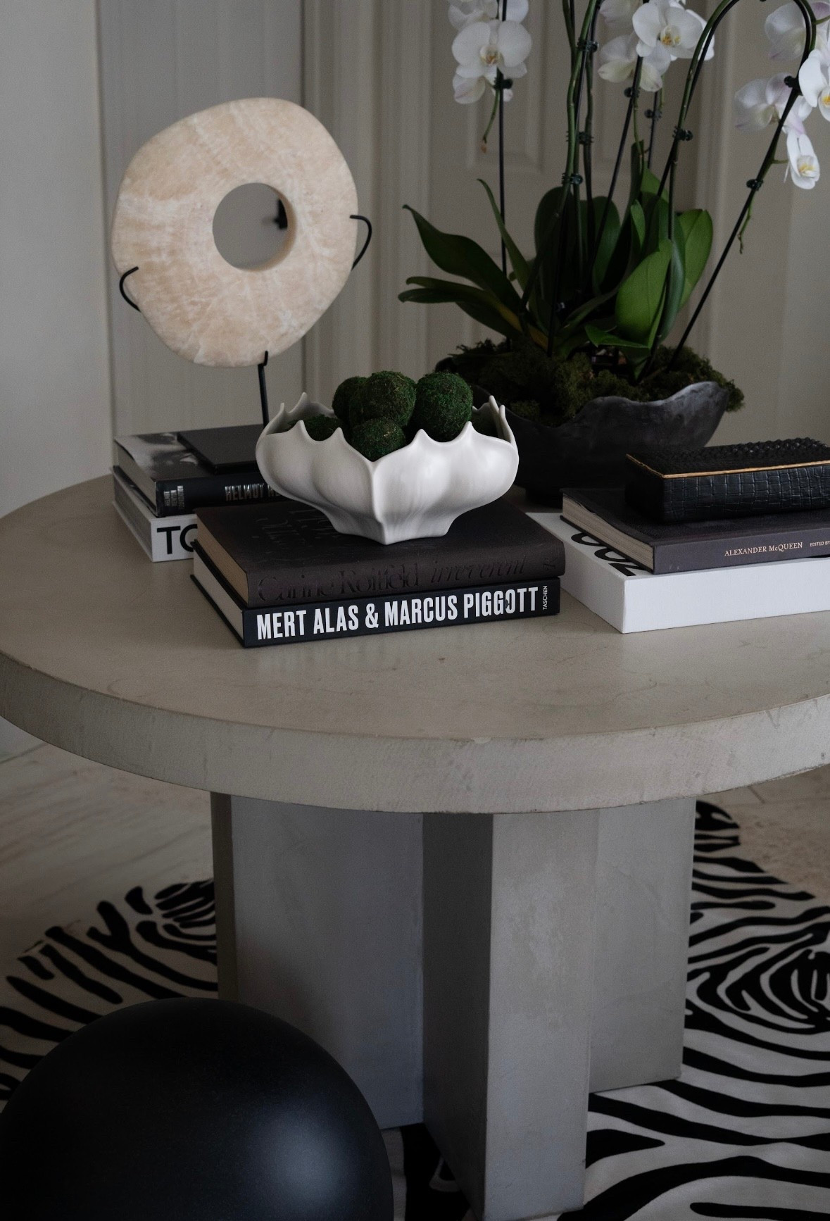 Iconic pieces don’t have to scream — they just show up and steal the scene.

These Wayfair finds are giving designer-level drama in the best way: sculptural silhouettes, bold contrast, rich texture, and that “where did you GET that?!” energy. The kind of decor that makes a room feel calm… but unforgettable.

#ad #wayfair #wayfairpartner @wayfair


#LTKHome #LTKdayinmylife #LTKmomlife