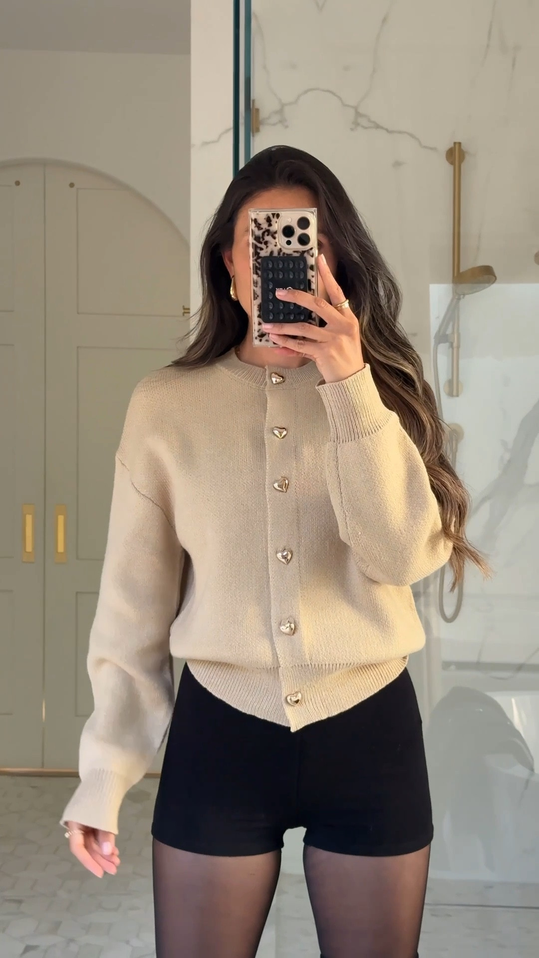 Scroll to shop!! Follow for more!!! Xo! 💫


#LTKBeauty #LTKFindsUnder100 #LTKFindsUnder50