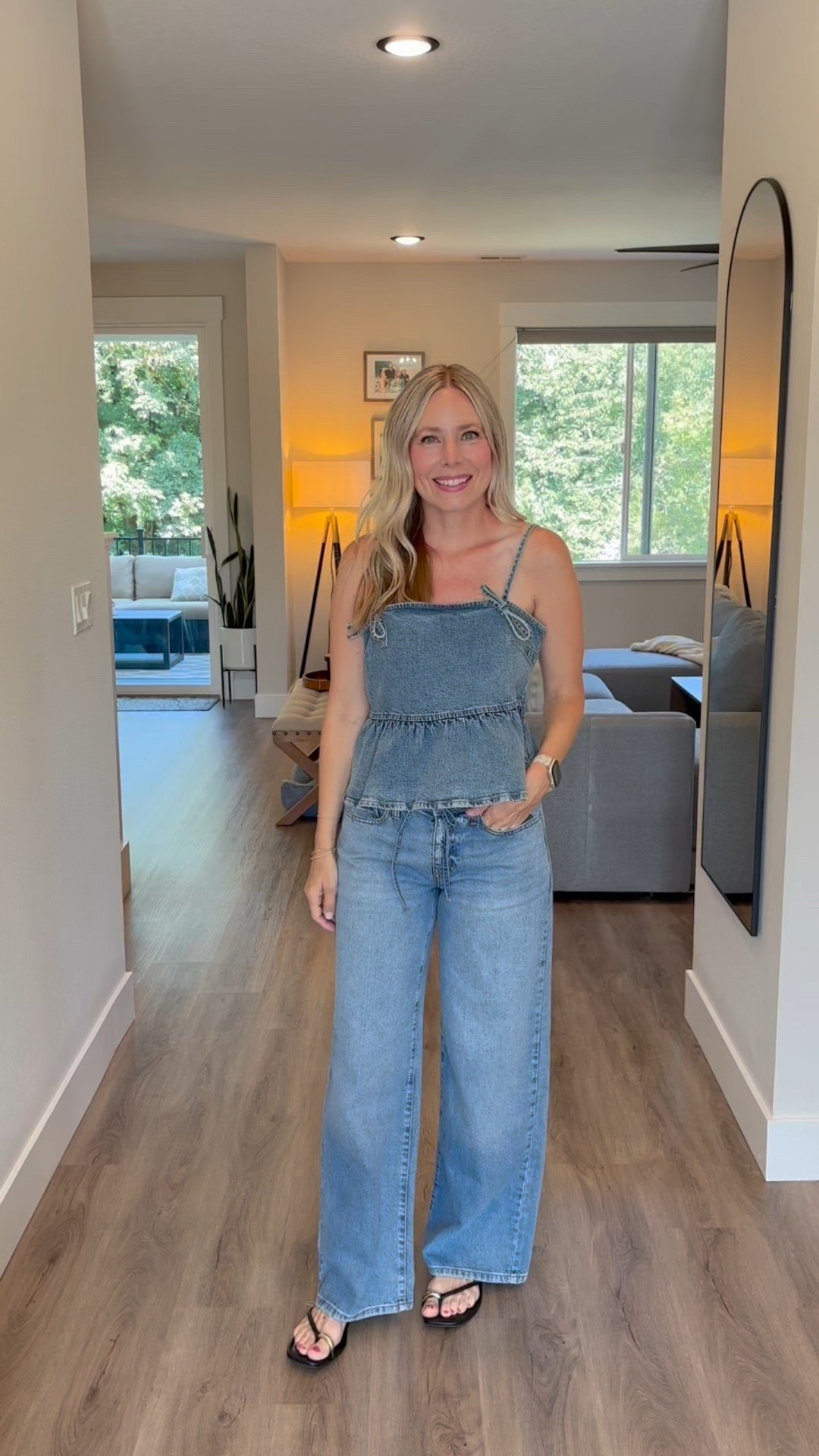 Target jeans that are SO good!! With the cutest tank  

#LTKFindsUnder50 #LTKTravel #LTKStyleTip