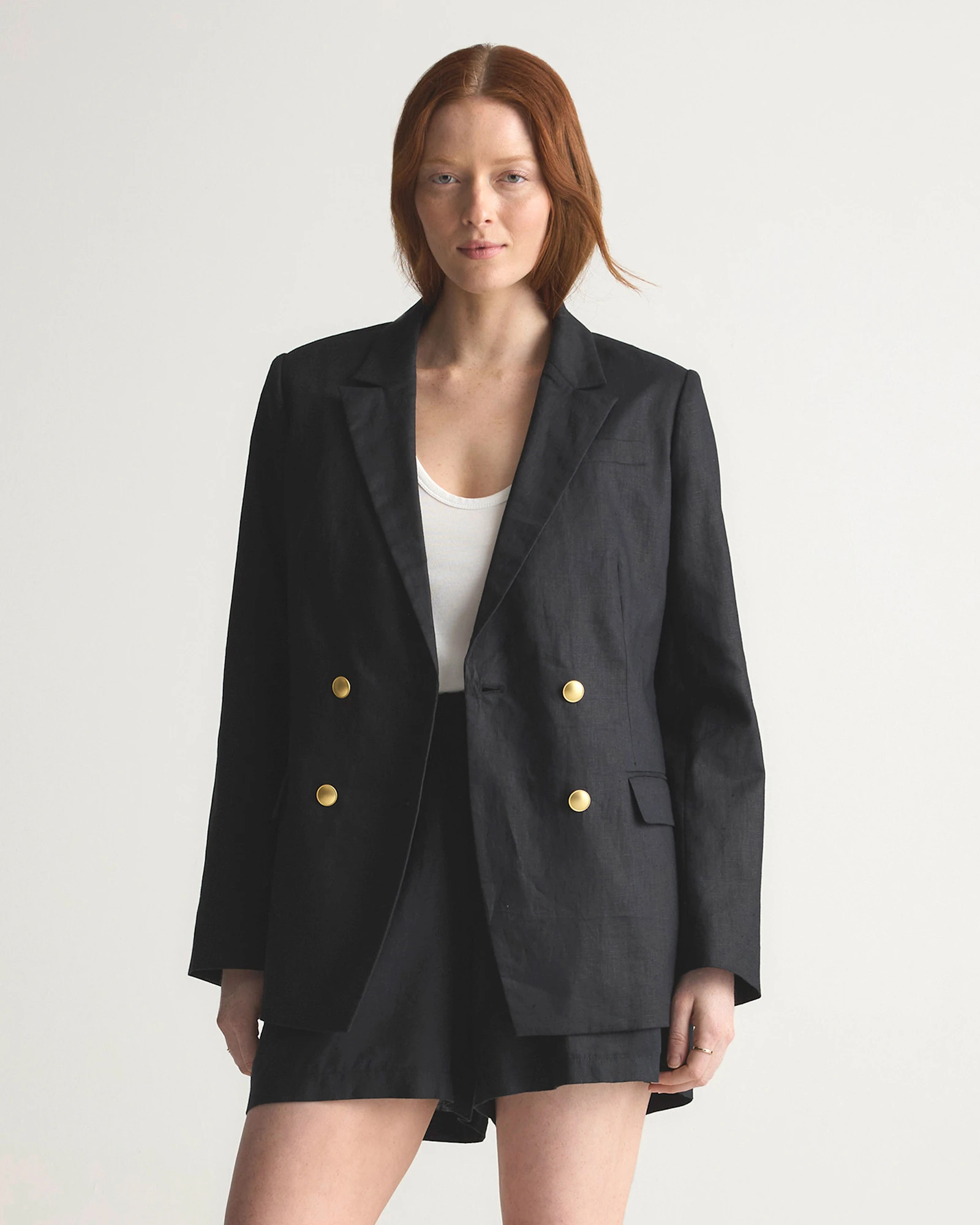 Quince | Women's 100% European Linen Relaxed Double-Breasted Blazer in Flax, Size Small | Quince