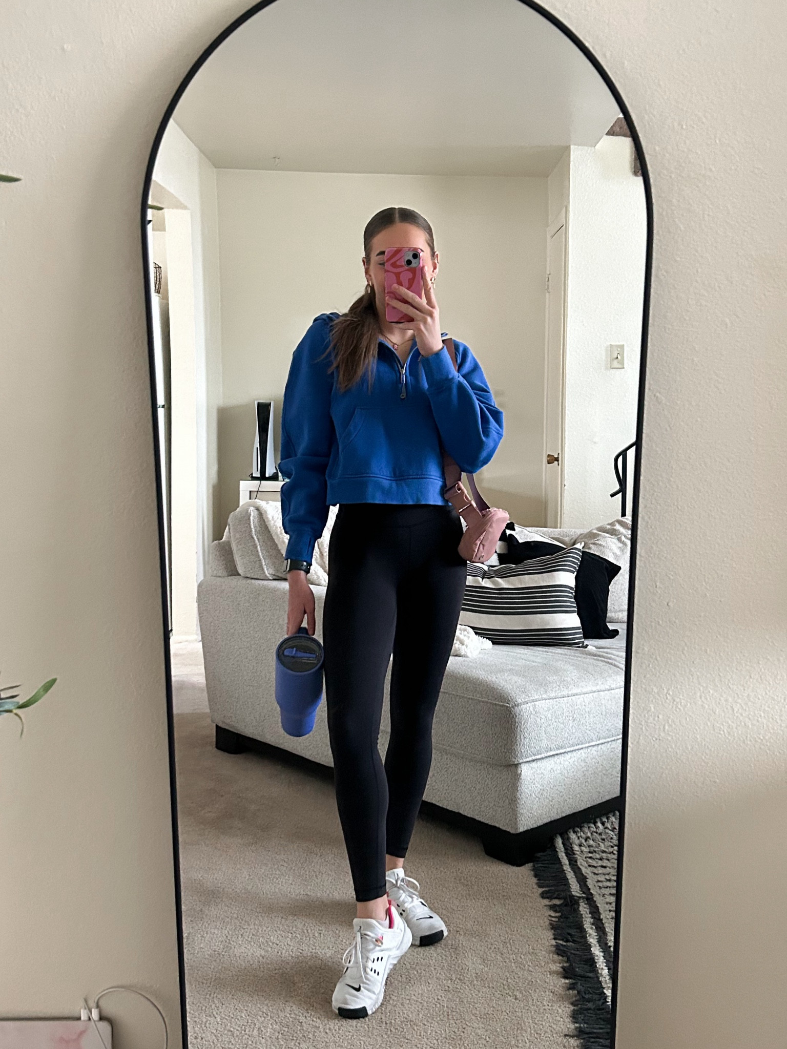 Lulu scubas are SO good 😍 I’m obsessed with all things blue right now! This color is sold out but the other colors are so good!! I’m obsessed with the lip gloss pink! Currently in my cart rn 👀

Workout outfit | lulu lemon | gym outfit | workout clothess

#LTKfitness #LTKstyletip #LTKfindsunder100