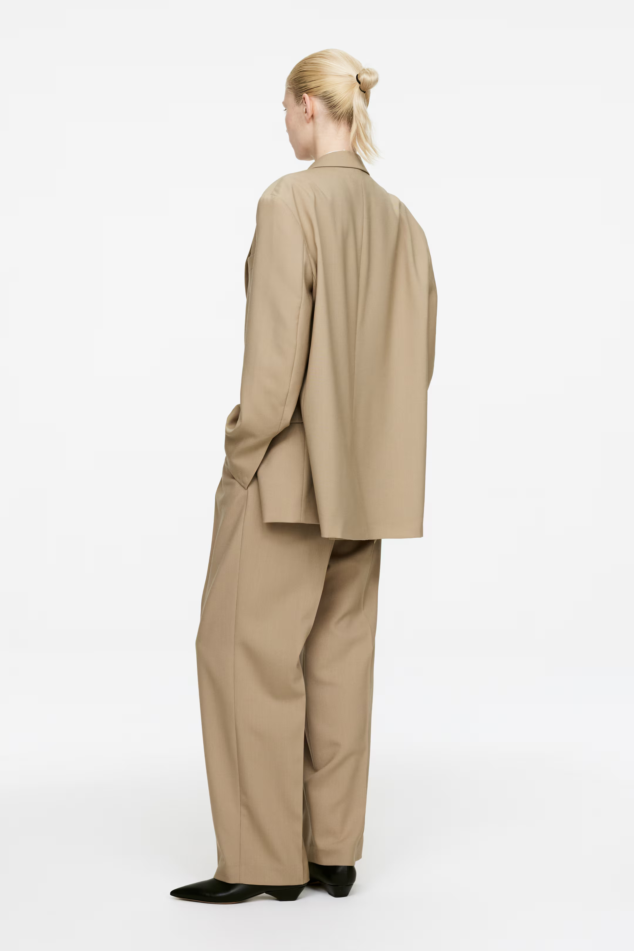 Blazer de lana oversize - Beige - MUJER | H&M ES | H&M (FR, IT, ES, PT, BE)