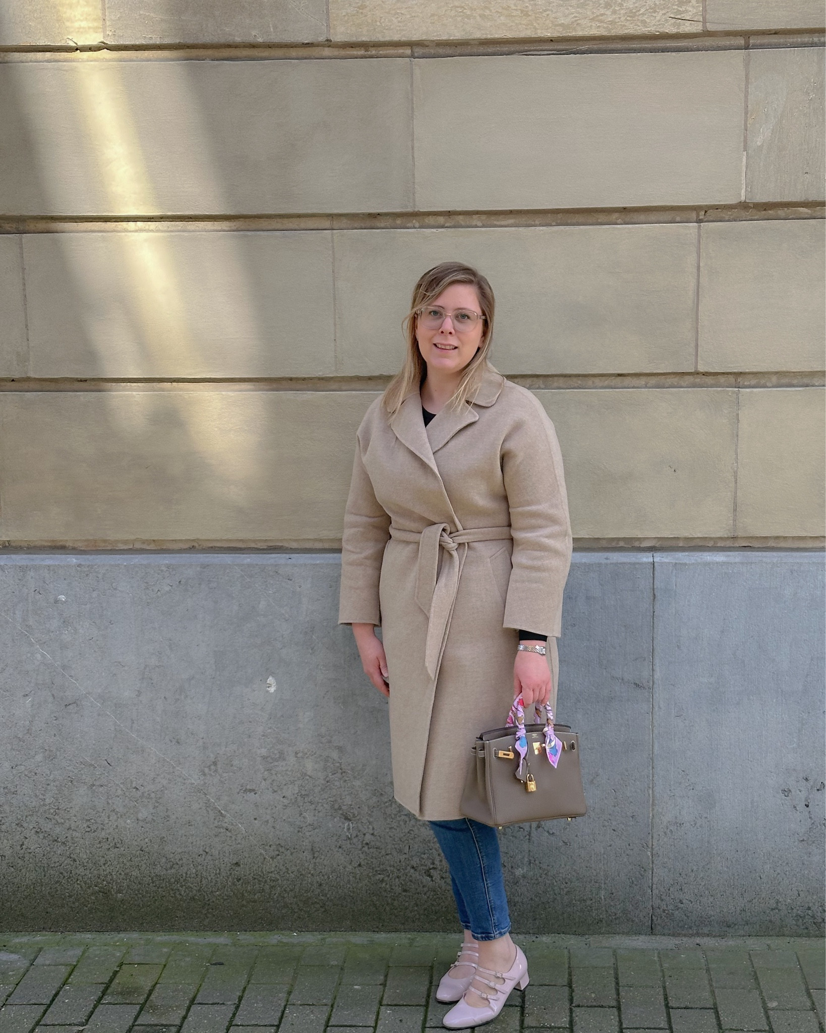 What I wore for Easter 🌸☺️

Coat by Weekend Max Mara
Jeans by Sézane 
Shoes by Carel Paris
Bag Hermès Birkin 25 in Etoupe

#LTKSeasonal #LTKitbag #LTKstyletip
