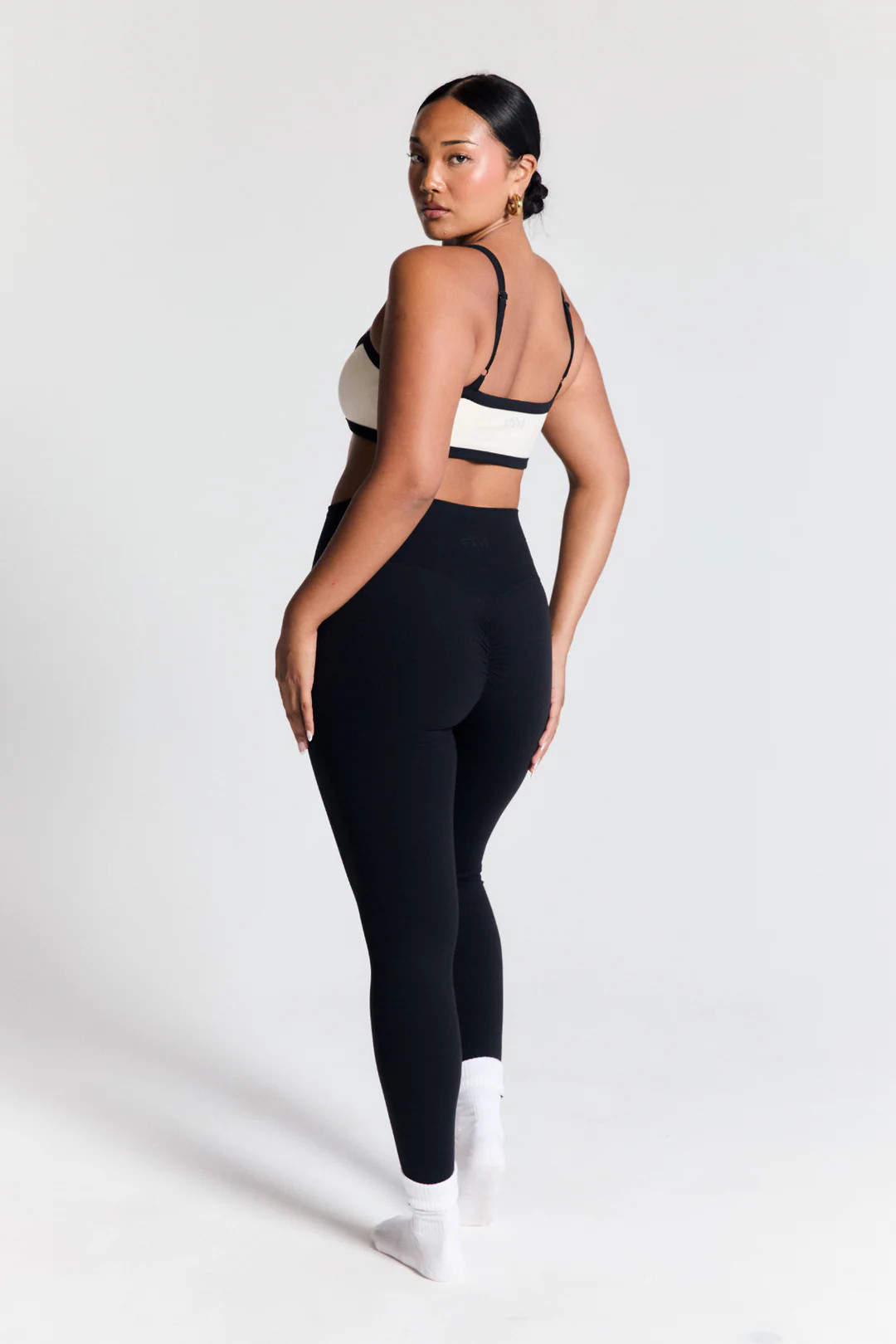 Black Scrunch Legging | All for Mimi