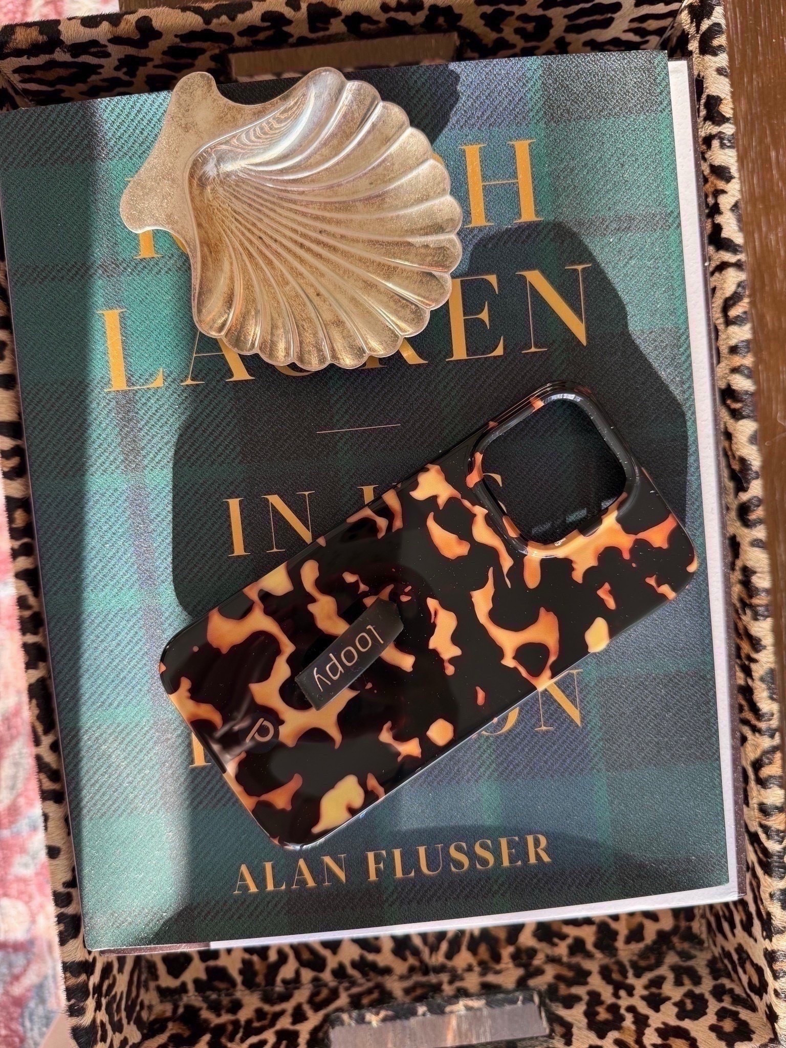 My favorite loopy phone case! The tortoise is so chic!



#LTKGiftGuide #LTKHoliday #LTKFindsUnder50