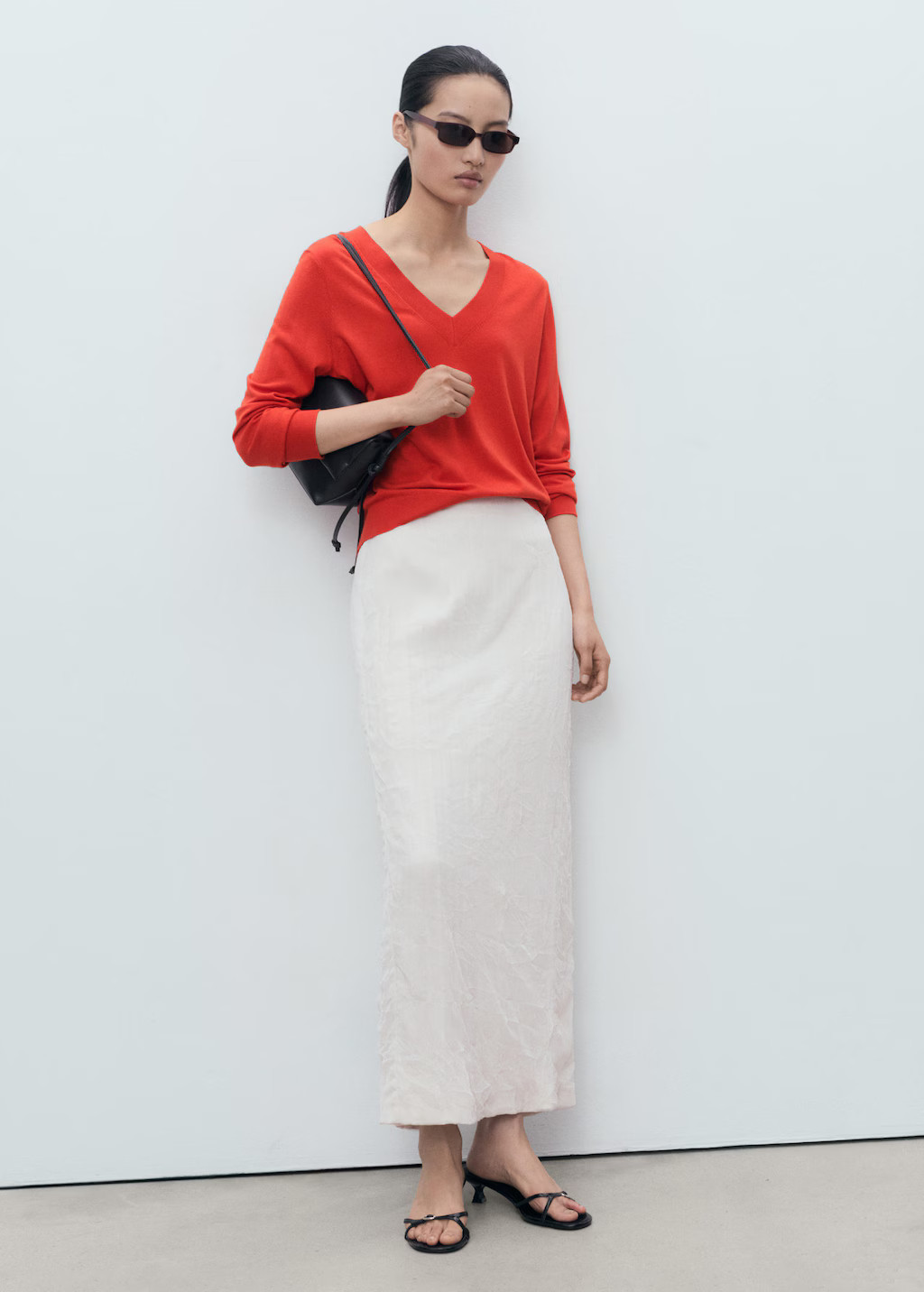 Fine-knit V-neck sweater dark orange - Woman - S - MANGO | Mango (US/MX/AU)