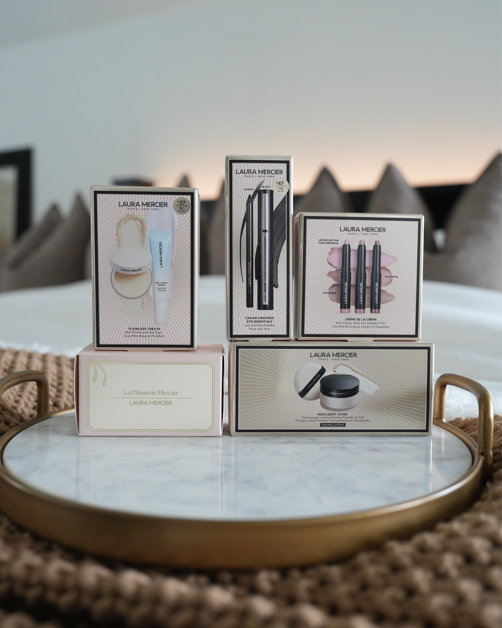 Cute gift ideas from Laura Mercier for a beauty and/or skincare lover you know! You know the Translucent Setting Powder is an OG fav.

#LTKHoliday #LTKBeauty #LTKGiftGuide