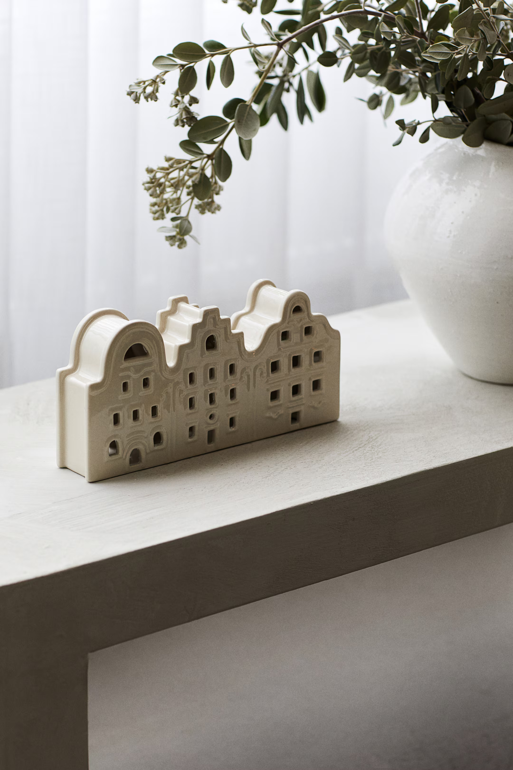 House-shaped Stoneware Decoration | H&M (US + CA)