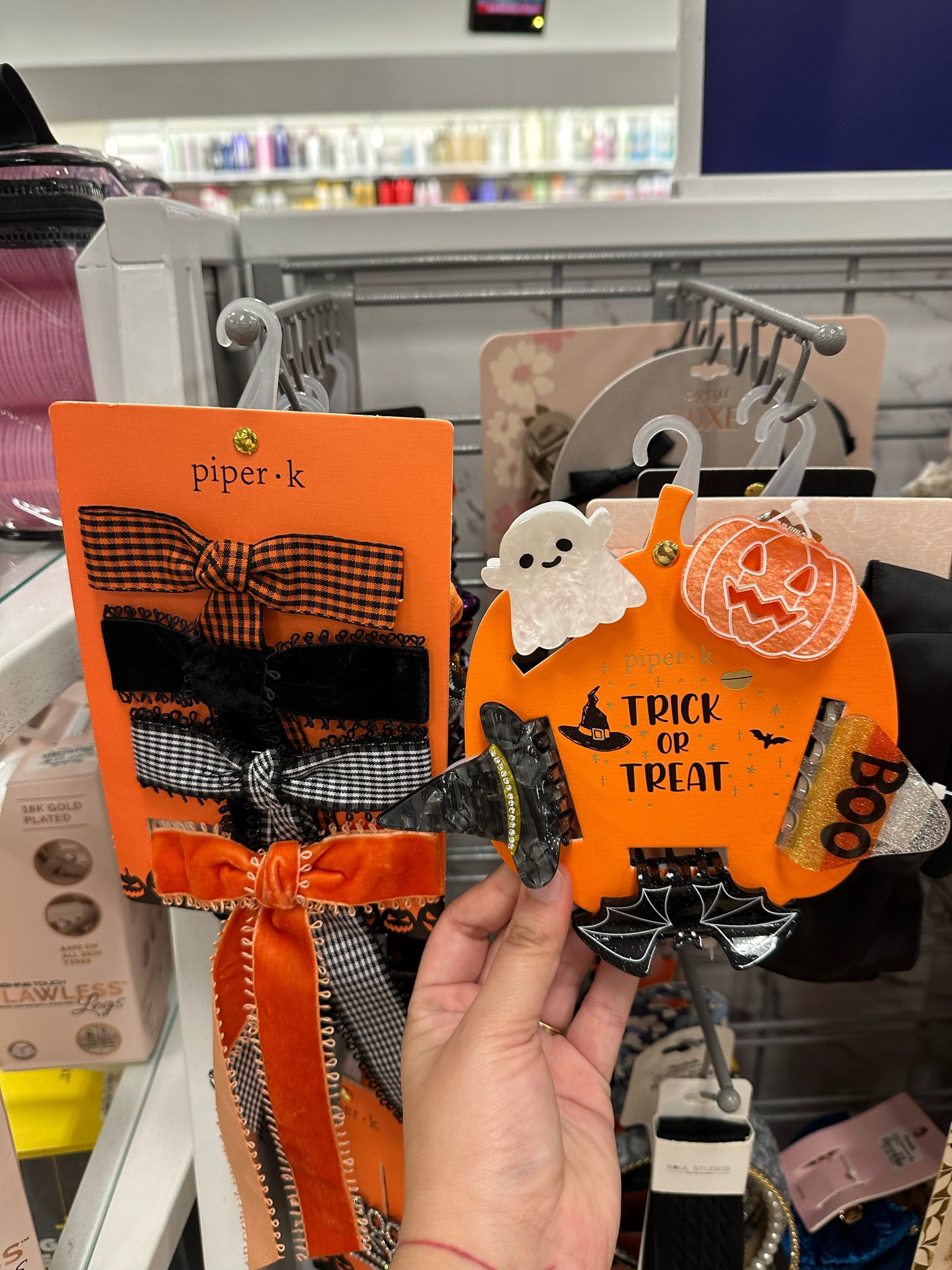 Halloween hair clips and bows!

Marshalls, tjmaxx

#LTKStyleTip #LTKBeauty #LTKFindsUnder50