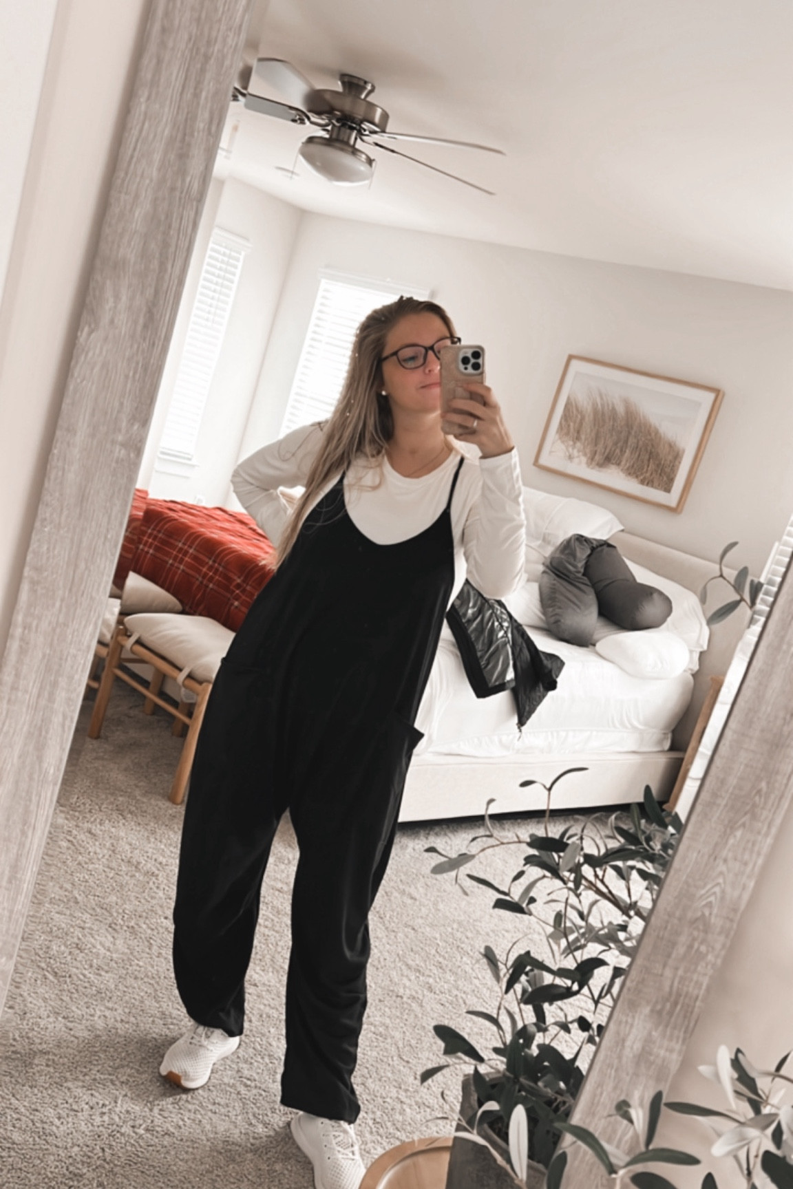 Maternity #OOTD 

24 weeks wearing size large jumper - could definitely fit a medium but wanted to have room to grow 
Size large express longer sleeve 

#LTKU #LTKbaby #LTKbump