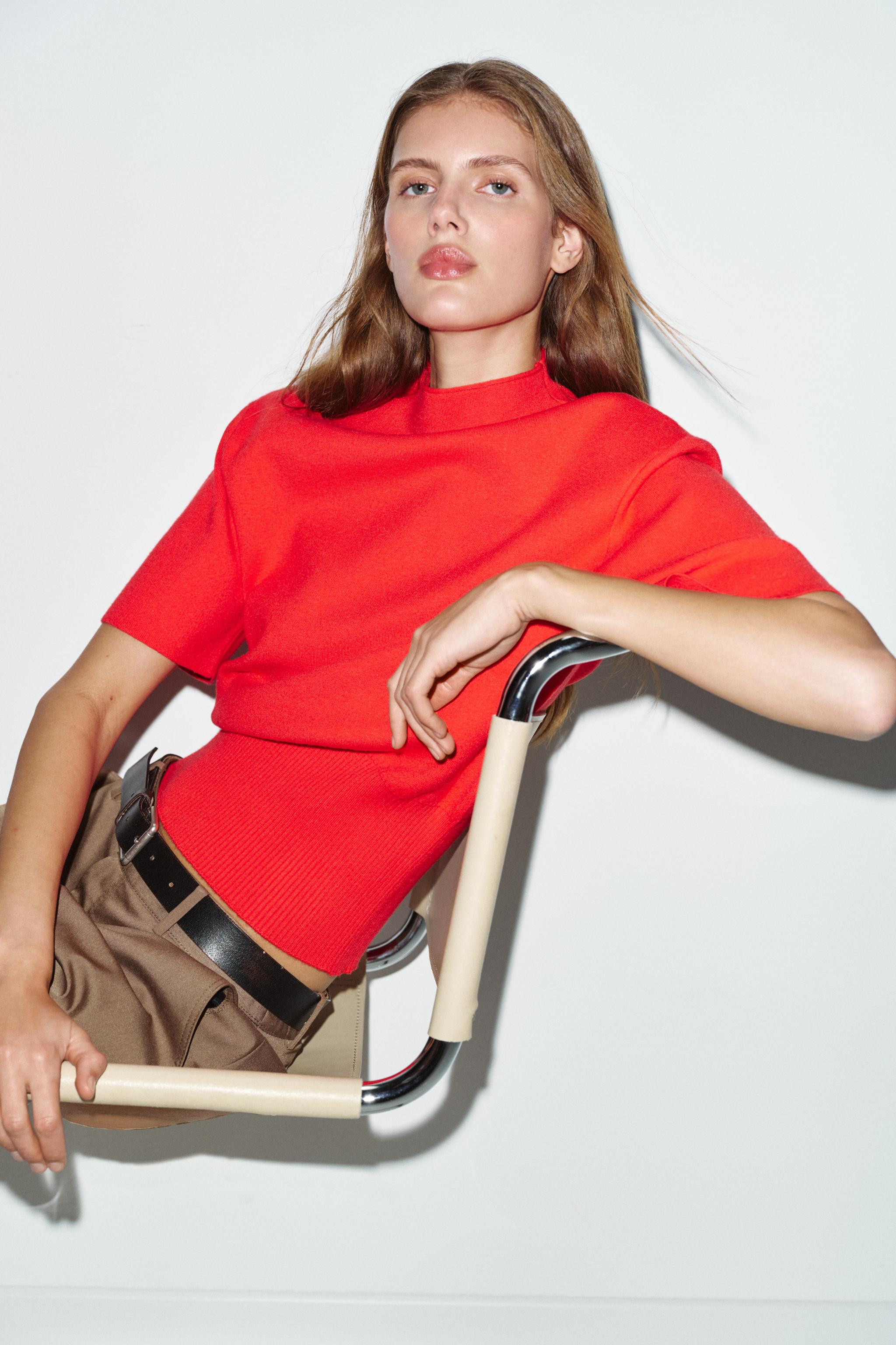 SHOULDER PAD KNIT TOP | Zara US