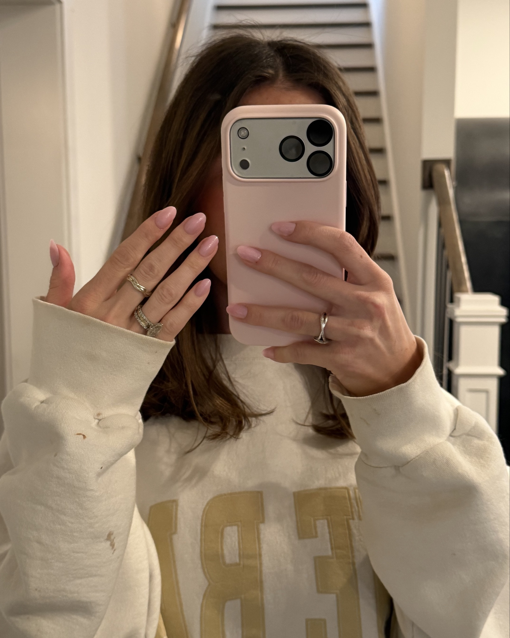 $10 nails yes pls 😍 glue on nails these days are getting goooooood 💅🏼

#LTKBeauty #LTKValentine #LTKselfcare