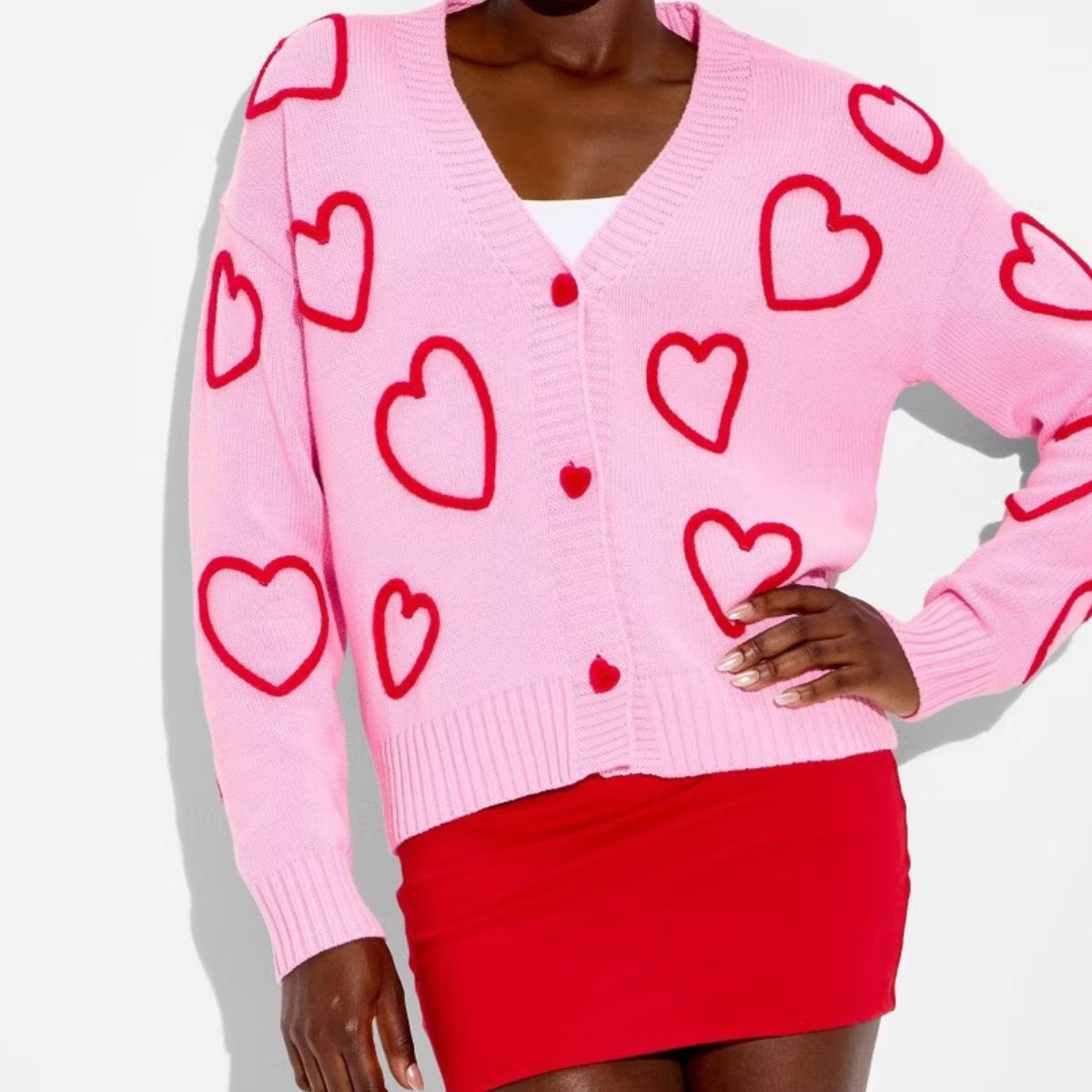 Pink Valentine’s Day heart sweater 


#LTKSeasonal #LTKFindsUnder50 #LTKgrwm