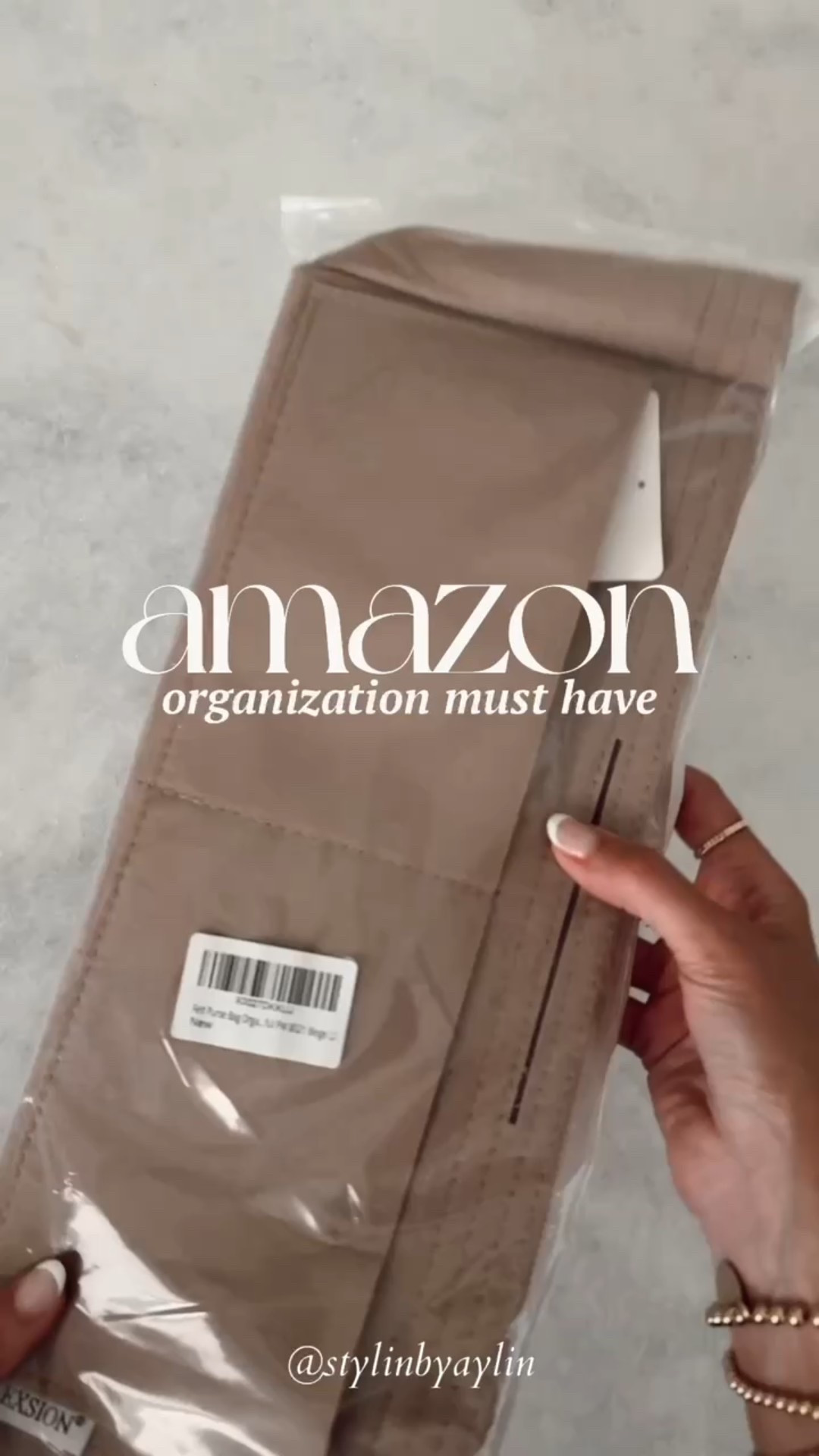 POV: you can never find anything in your tote bag so you buy this. This is the size LARGE
StylinByAylin, Aylin #amazon #organization

#LTKmomlife #LTKBeauty #LTKTravel