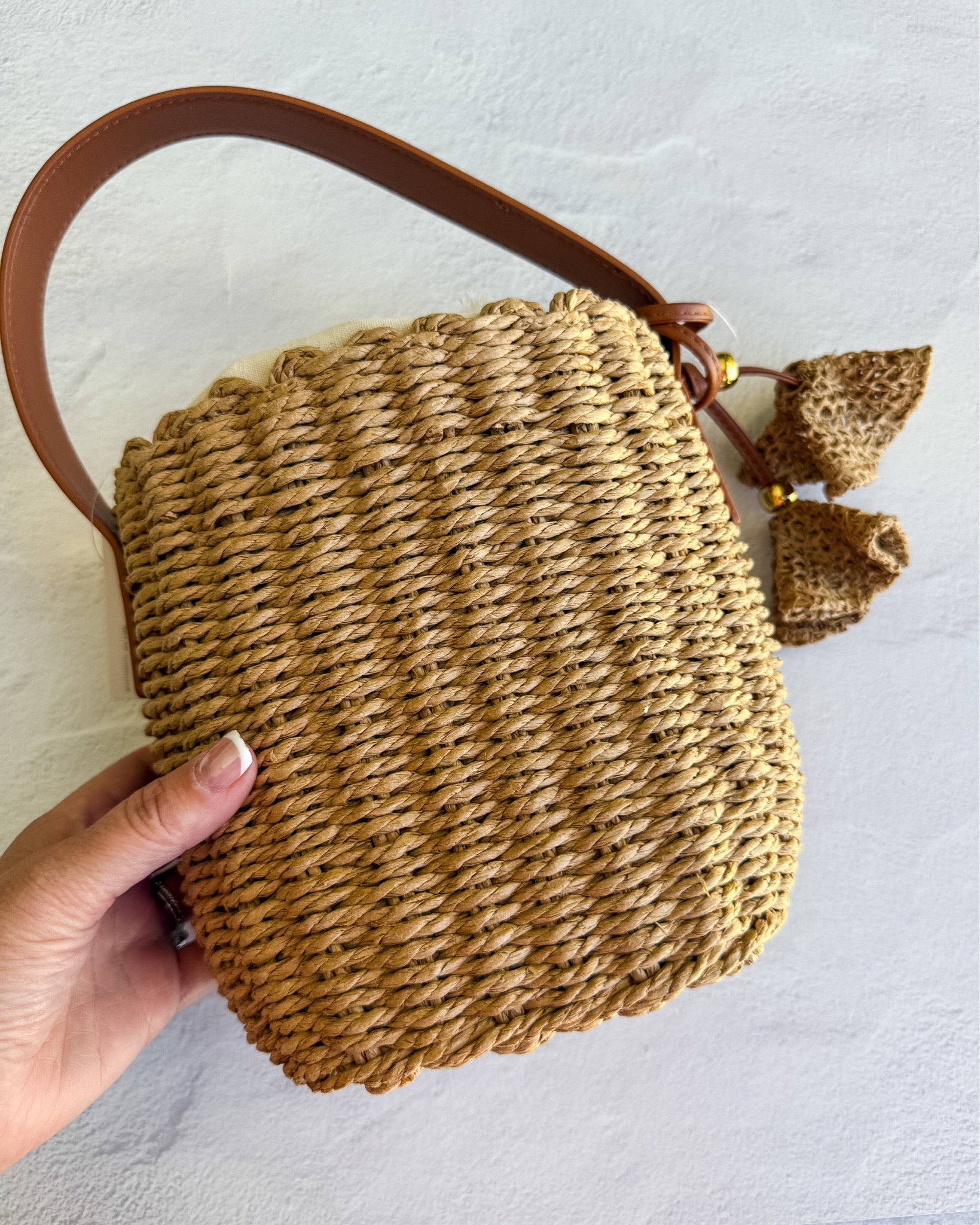 Universal Threads Straw Drawstring Bucket Handbag  in Natural #targetstyle #summertote #summerbag #strawtote

#LTKSeasonal #LTKHome #LTKSwim