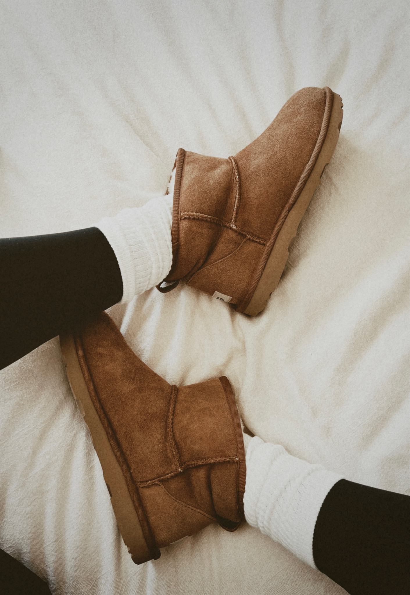UGG PRO TIP:
If you wear a Womens 8 or smaller you can buy kids size (Go down 2 sizes. I'm a 7.5 and wear a kids 6, could even do a 5 since they form to feet. ) Plus sign up for emails on
the site I linked in my stories to get an extra $20 off. You’ll get your Uggs for $95, That’s $55 less than the adult Uggs 🙌🏼 #uggmini #uggs #uggboots #uggseason #ugg #uggclassic 

#LTKSeasonal #LTKstyletip #LTKunder100