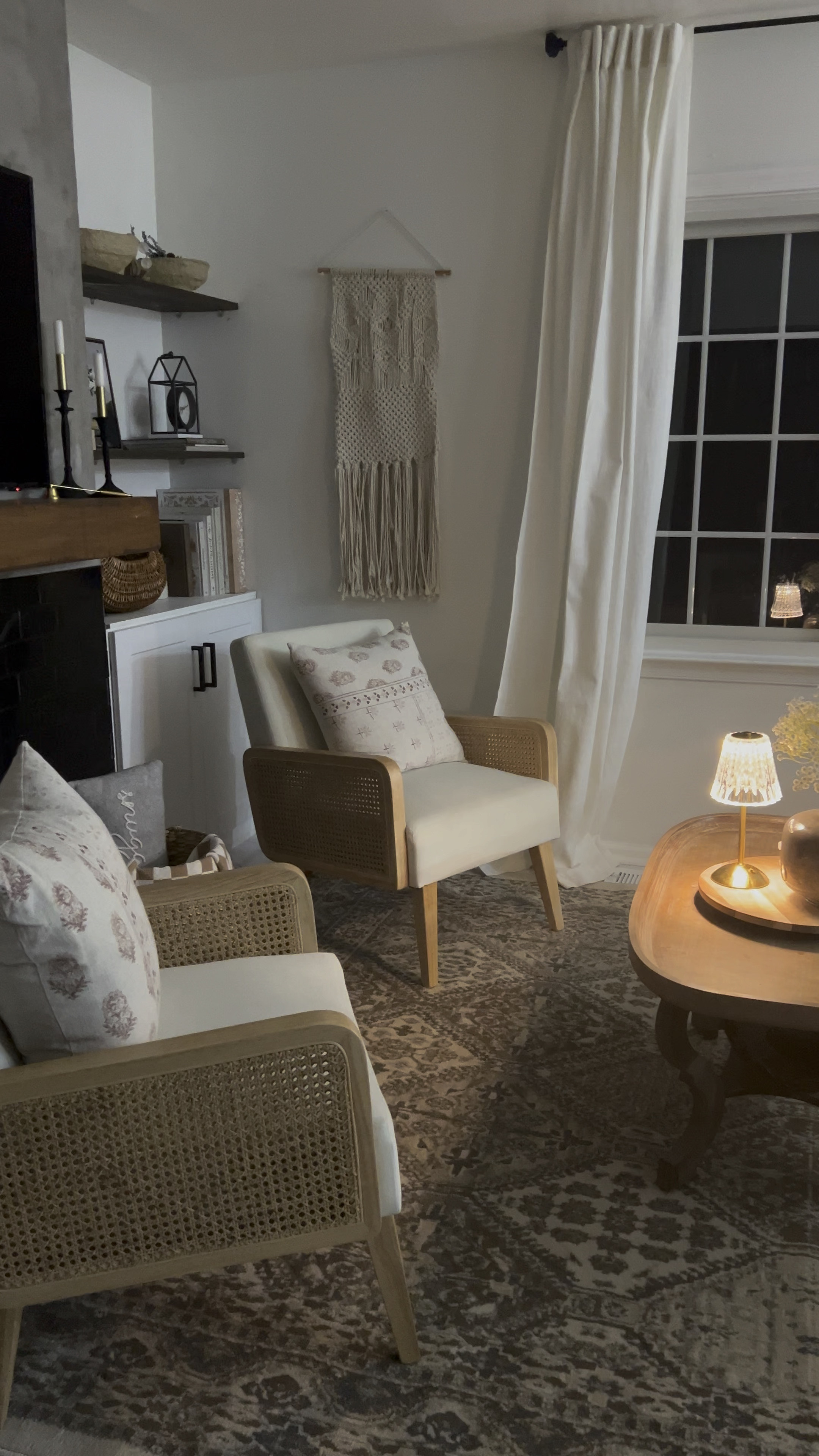 Rug under $100! Living room decor. Amazon finds

#LTKhome #LTKfindsunder100 #LTKsalealert