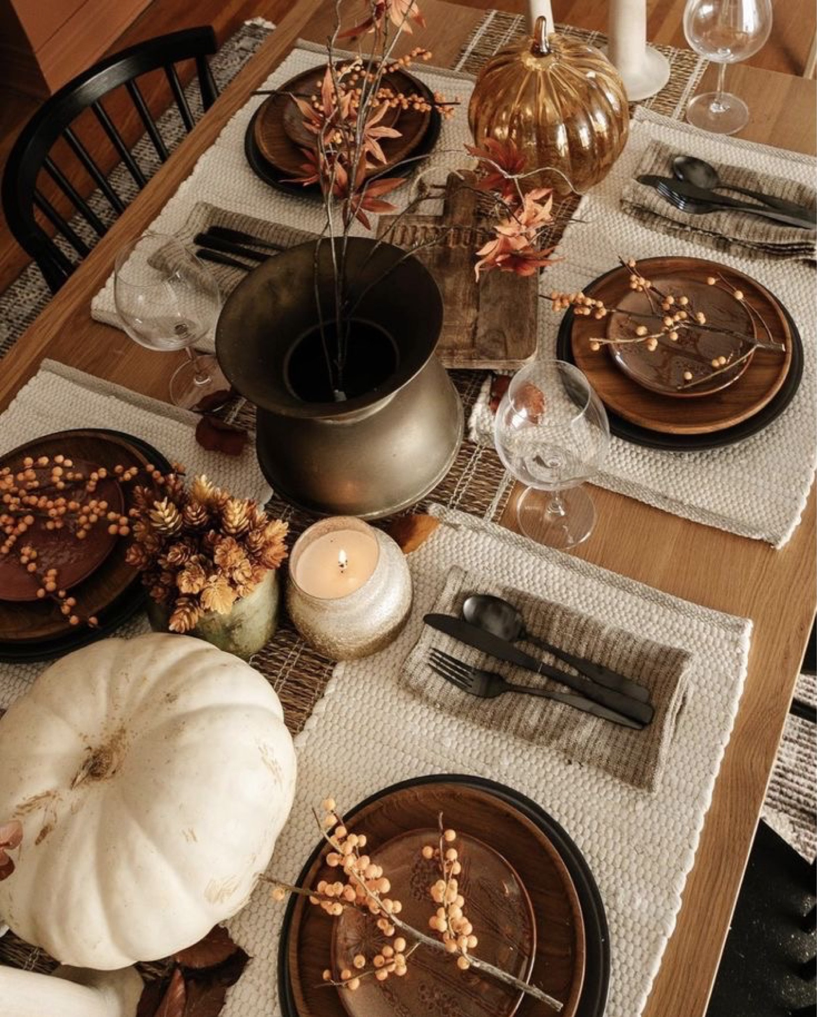 Thanksgiving table scape | warm colors table scape idea | holiday table setting 

#LTKhome #LTKHoliday #LTKSeasonal