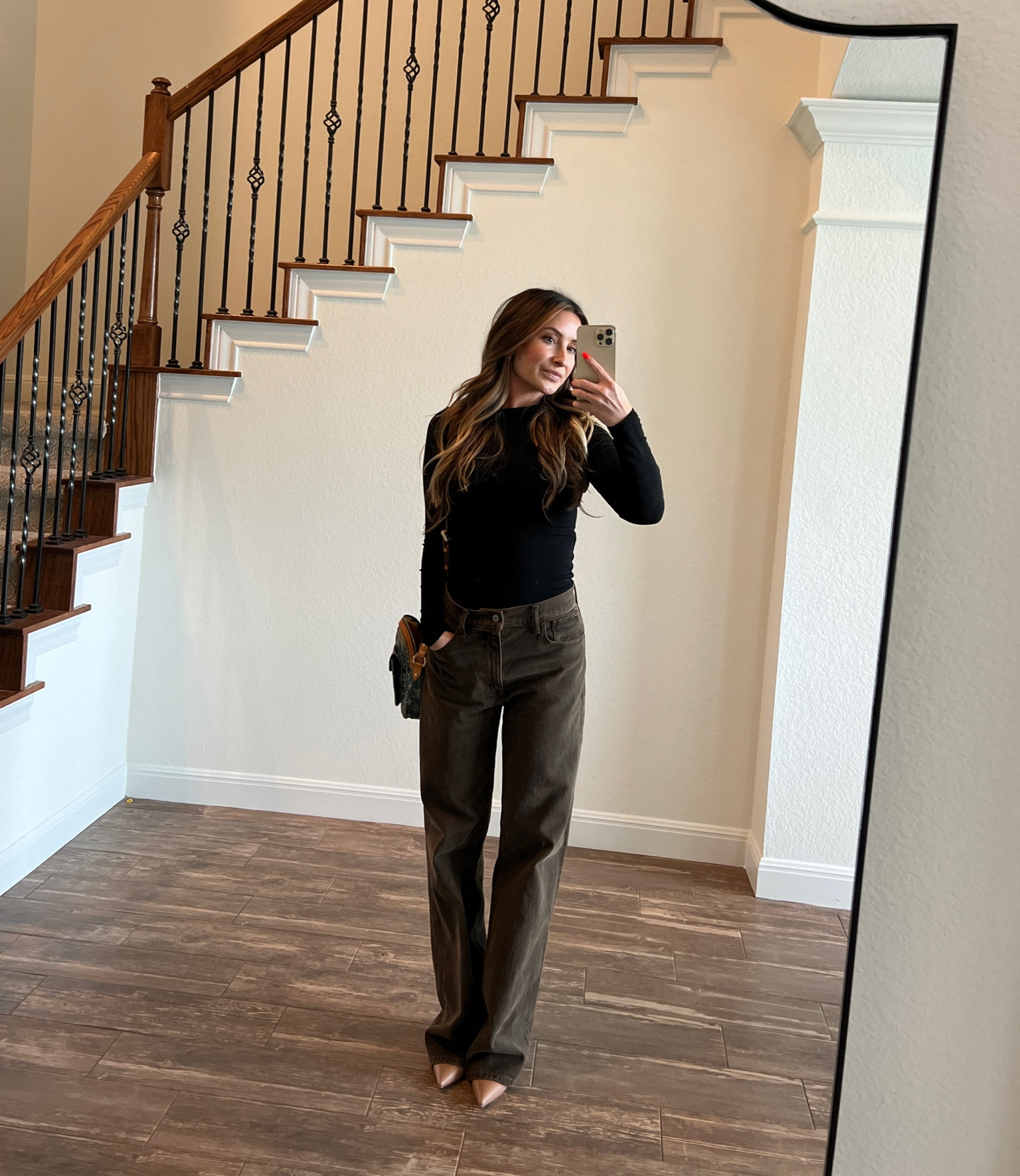 baggy denim



#LTKstyletip #LTKfindsunder100 #LTKmidsize