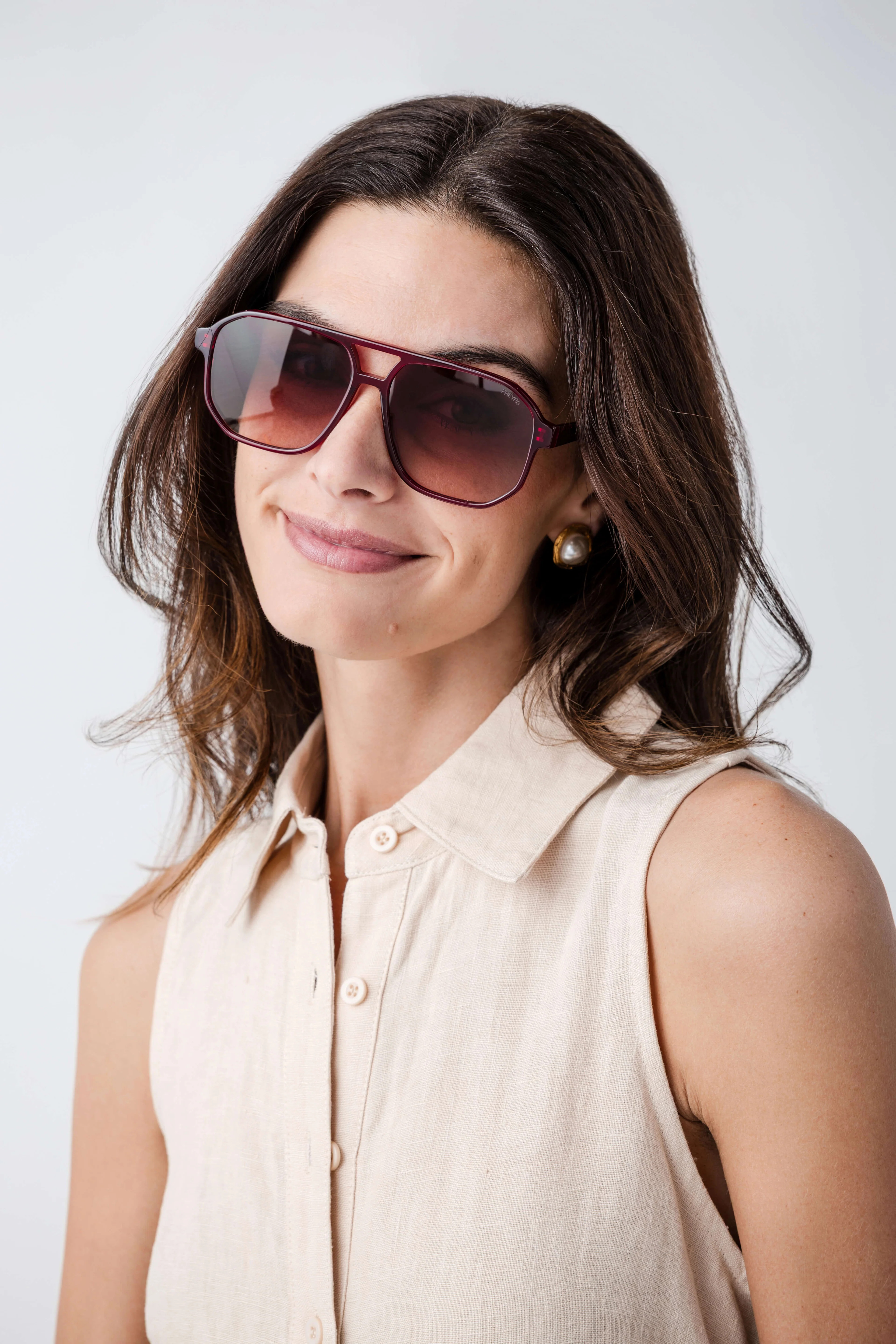 Freyrs Billie Aviator Sunglasses | Social Threads