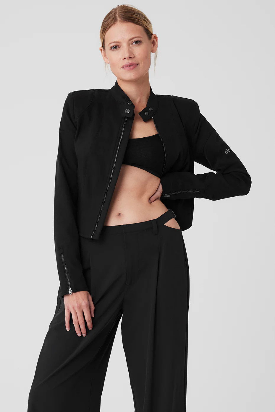 Cropped Micro Plisse Jacket - Black | Alo Yoga (US)