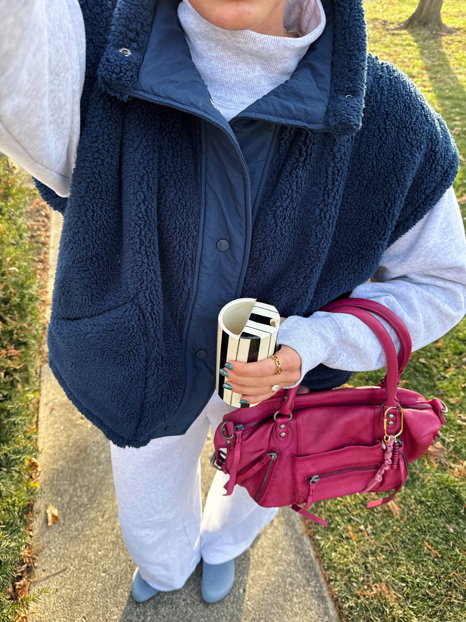 I love this cozy fit ☃️🫐🩷🧣

#LTKootd