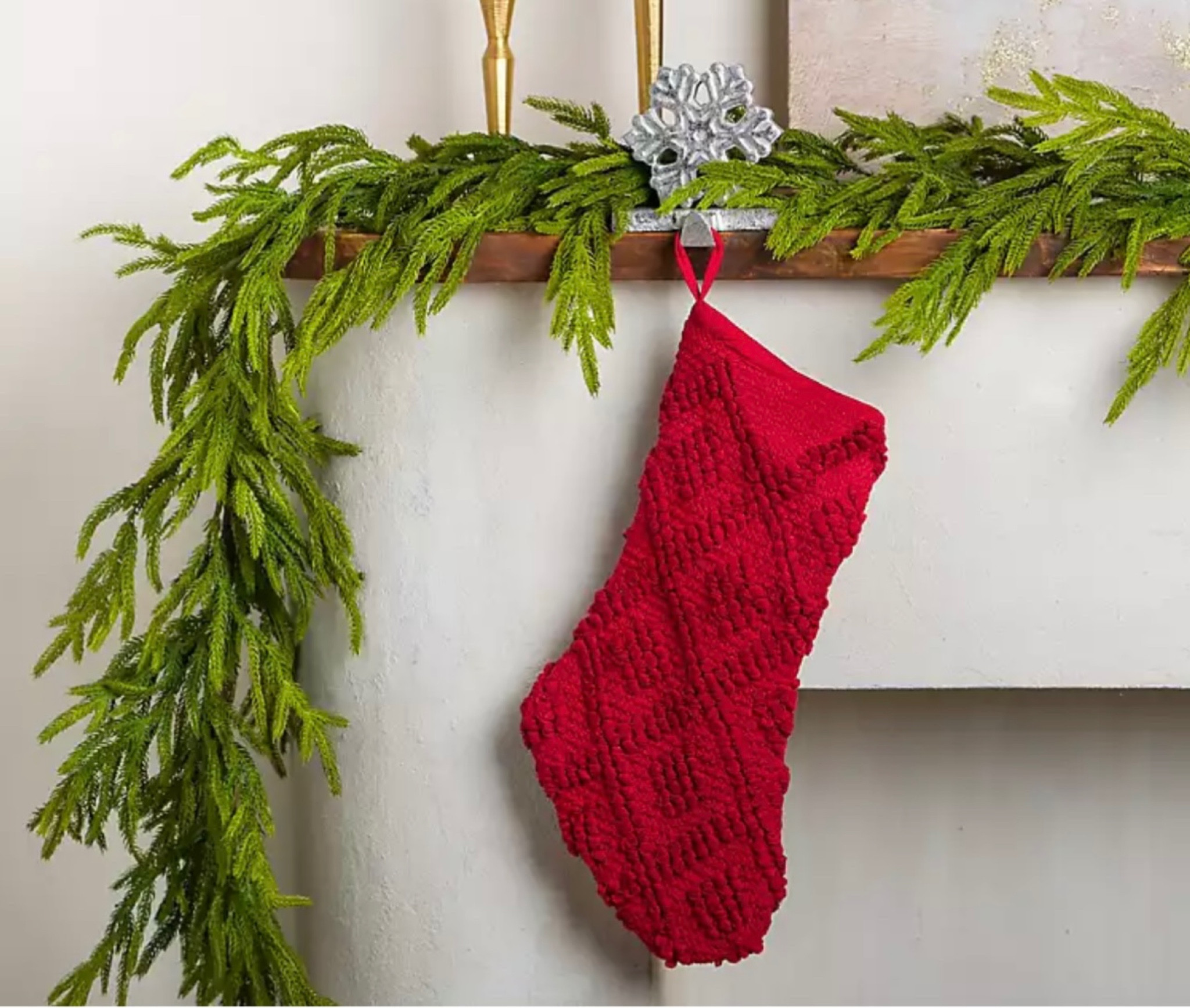 Norfolk pine garland 