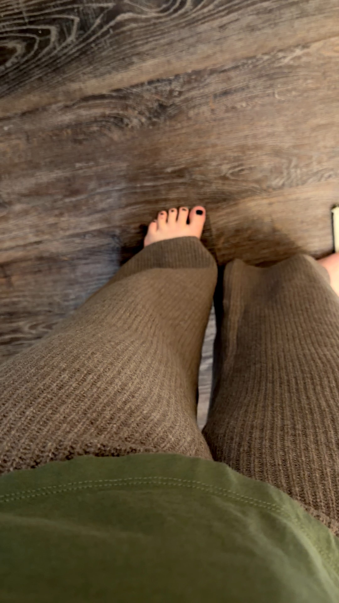 The coziest WFH pants ever ✨ petite suitable sweater pants for comfy cozy days at home. You’ll want to wear them all winter!

#LTKSeasonal #LTKStyleTip #LTKPetite