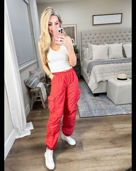 These Amazon parachute pants are a cute spring trend! Wearing size small they come in several colors

Tank is a free people dupe 
White sneakers
Amazon fashion 

#LTKunder50 #LTKFind #LTKFestival