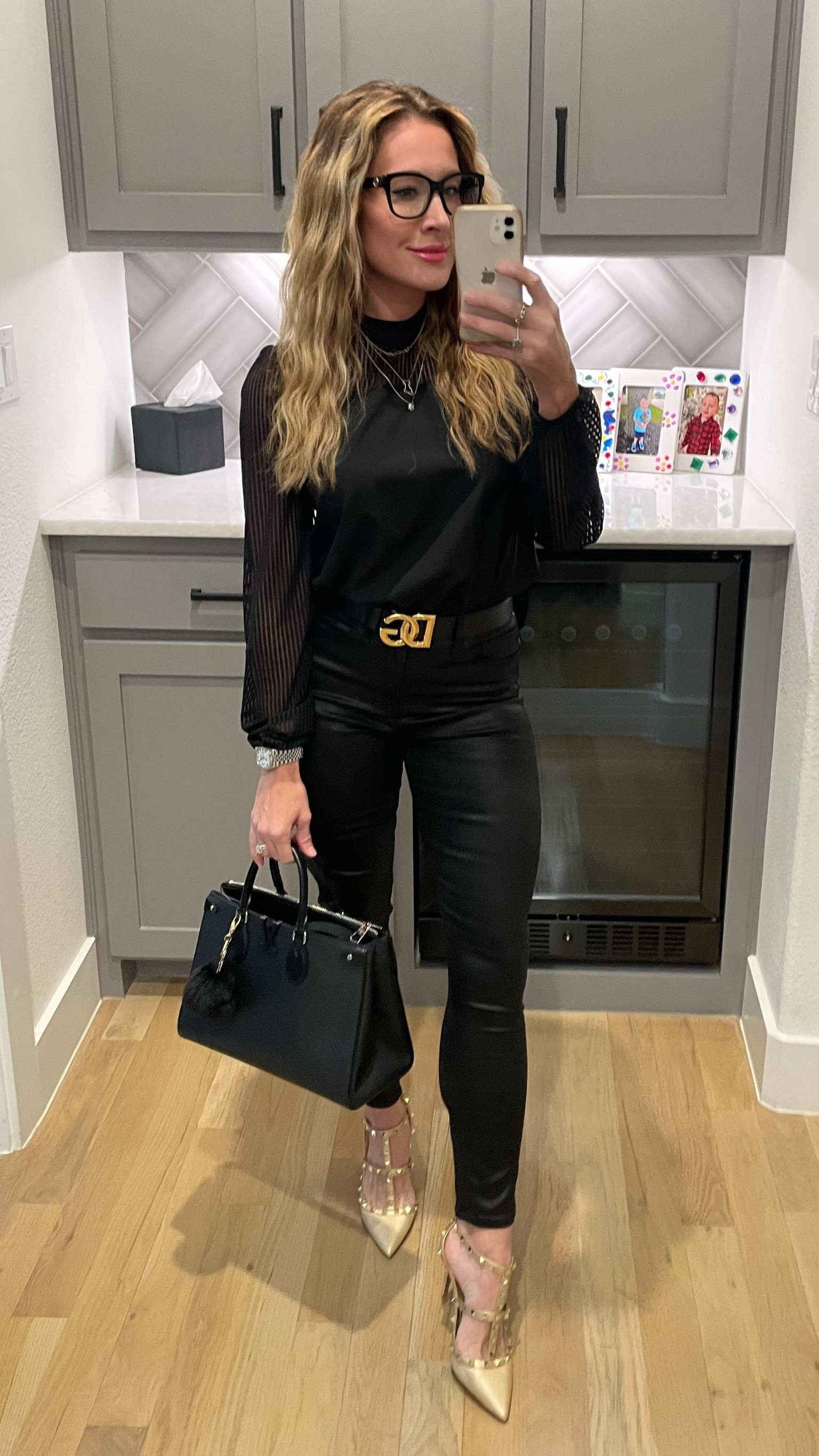 🖤💛🖤💛

#LTKStyleTip #LTKSeasonal #LTKHoliday