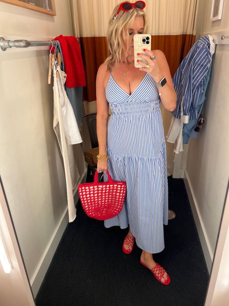 Madewell sale
20% off 

Dress fits tts and perfect for Dpring summer

Crochet shoulder bag red

Red Russell oval sunglasses giving me the Palm Royal vibe

Danika knotted sandals tts 
All perfect accessories to wear all spring and summer!


#LTKStyleTip #LTKxMadewell #LTKSaleAlert