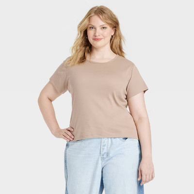 Women's Short Sleeve T-Shirt - Universal Thread™ Taupe 4X | Target