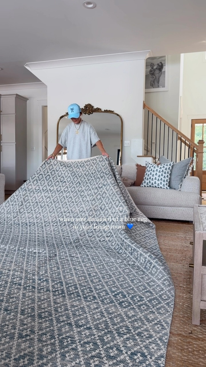 rug dreams come true 😍 | I’m truly obsessed w/ the Melange Diamond Blue rug from @annieselke, love the mix of blues, the diamond pattern and the fact that there is absolutely no shedding 🙌🏼 

save + share for blue rug inspo 🫐
#annieselke #bluerug #livingroomrug #livingroom #livingroomdecor #coastalstyle #neutralhome #livingroomfurniture #homedecor 

#LTKStyleTip #LTKHome