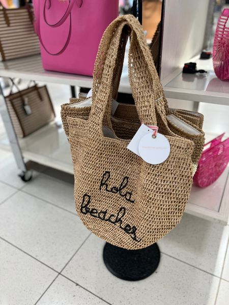 Such a cute beach tote and a great dupe for the Prada straw bag on sale at the #nsale this year! 

Beach bag, straw bag, straw tote, designer dupe 