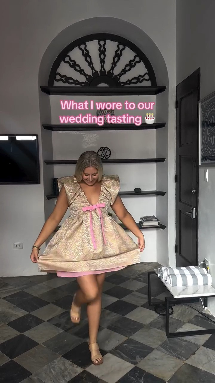 What I wore to our wedding tasting 🎂

#LTKWedding