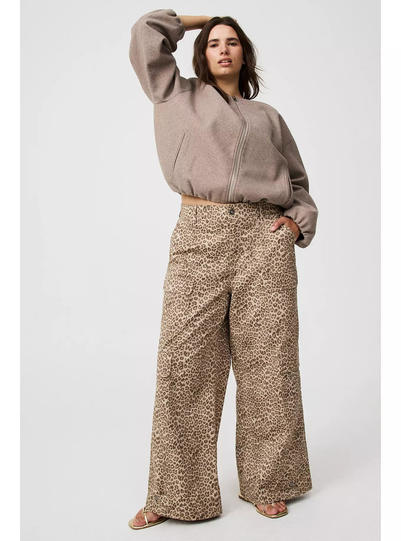 High-Rise Baggy Cargo Wide Leg Pant | Torrid (US & Canada)