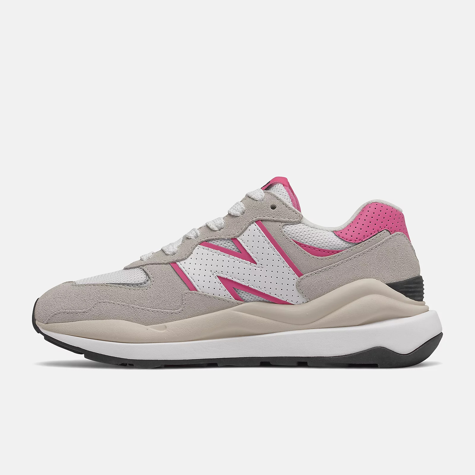 57/40 | New Balance Athletic Shoe