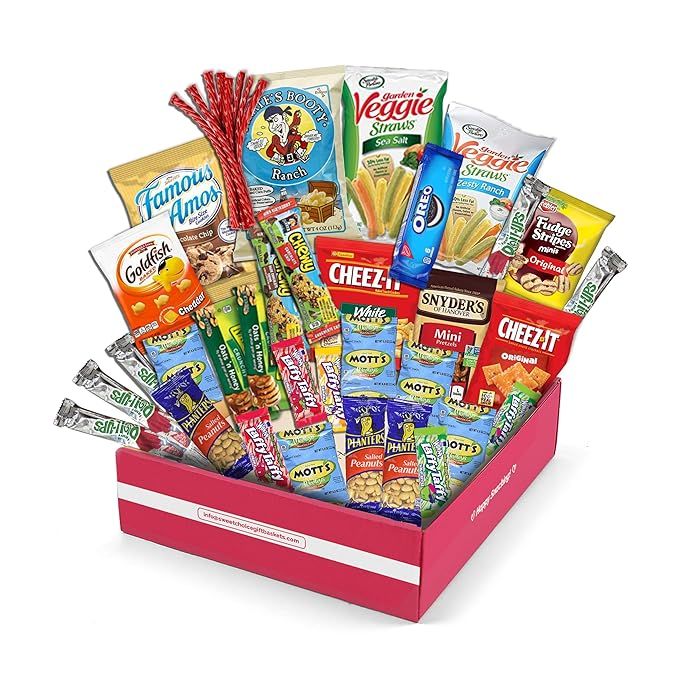 Holiday Snack Box Variety Pack, (40 Count) Christmas Candy Gift Basket - College Student Care Pac... | Amazon (US)
