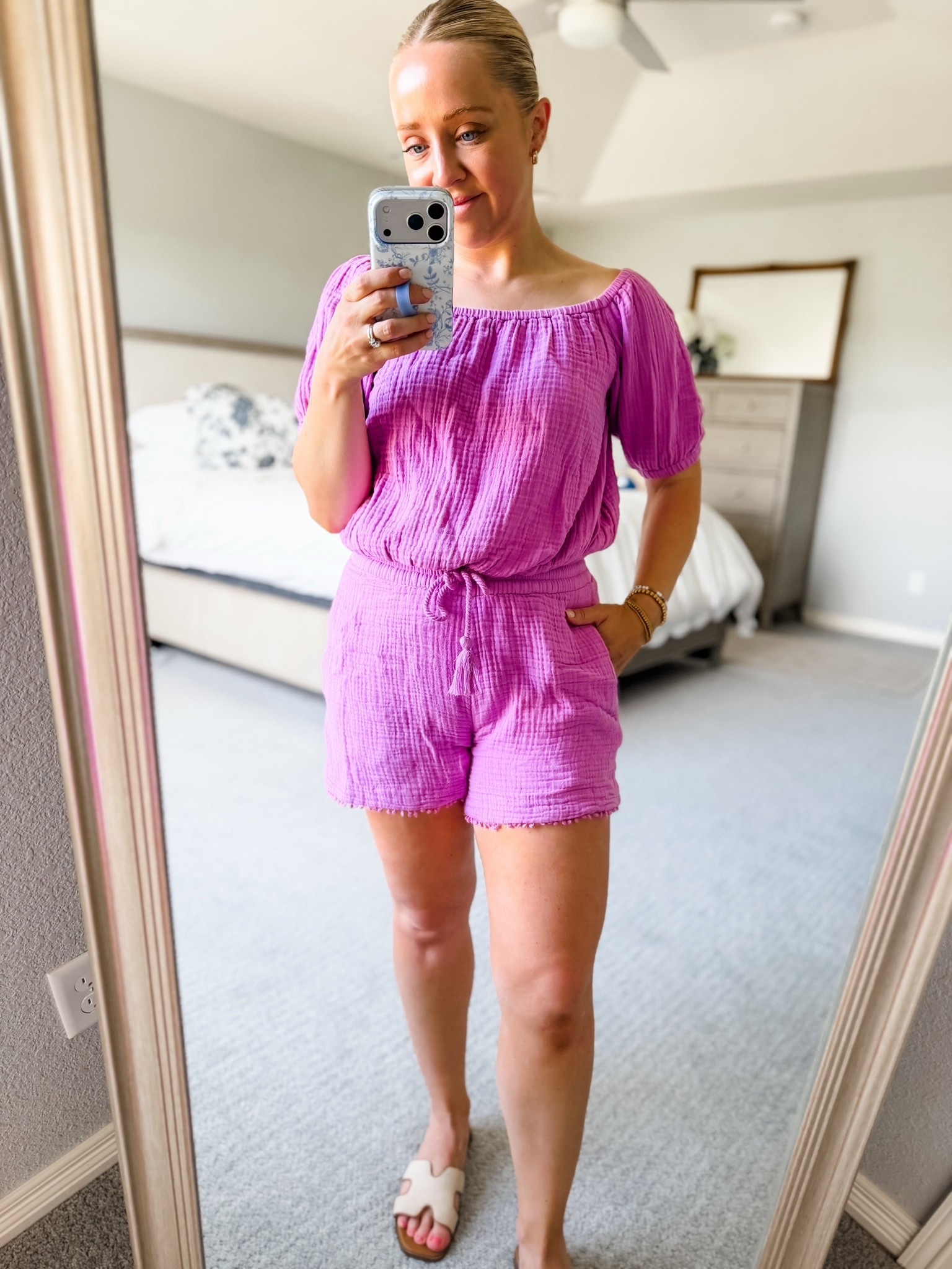 Recreate this set with me with a set that’s 30% off and under $100! Gauze is one of my go to styles for summer because it’s light weight and breathable. 

Summer set, summer outfit, matching set, gauze shorts, gauze top

#LTKSaleAlert #LTKPetite #LTKootd