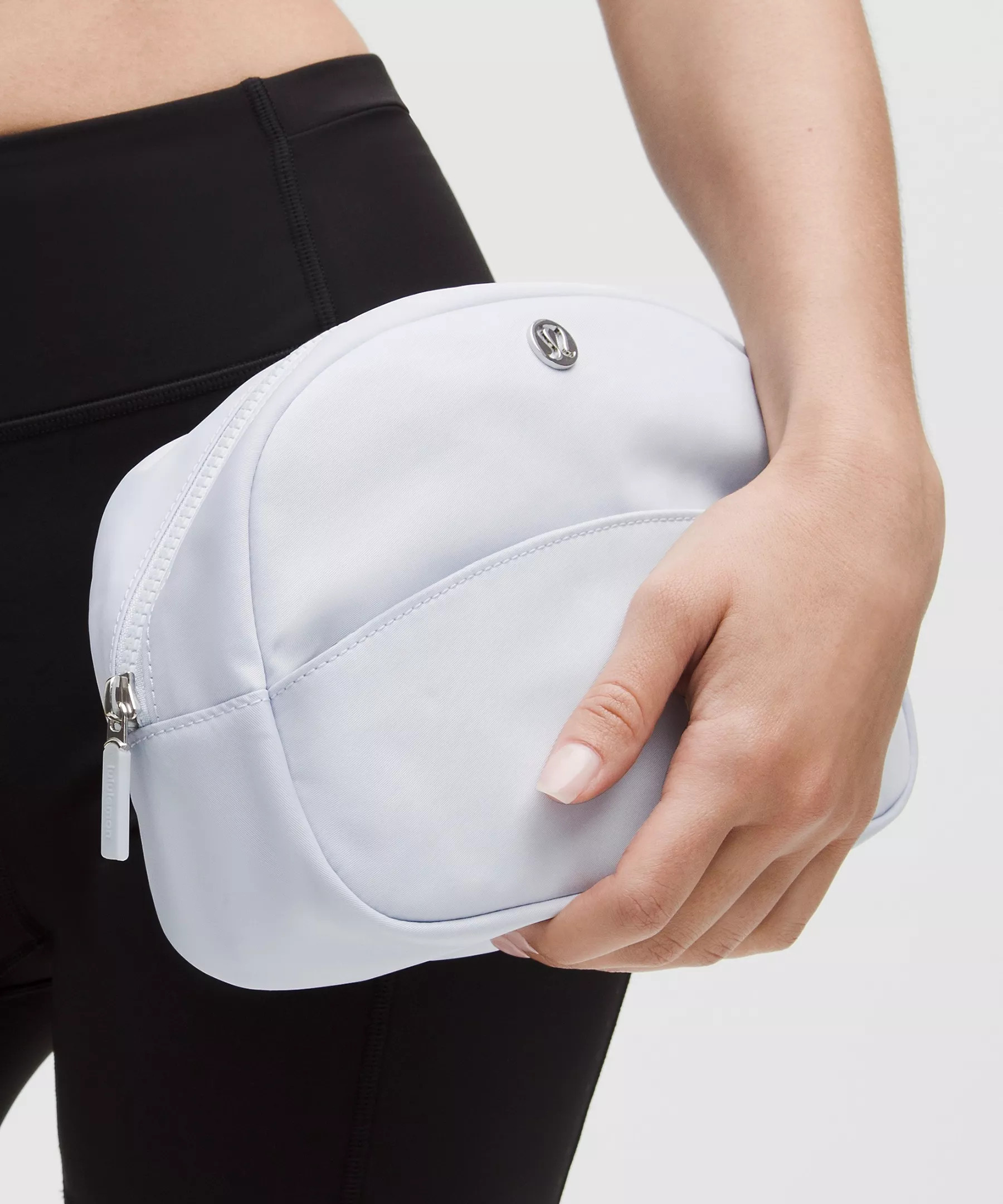 City Essentials Pouch 4L | lululemon (CA)