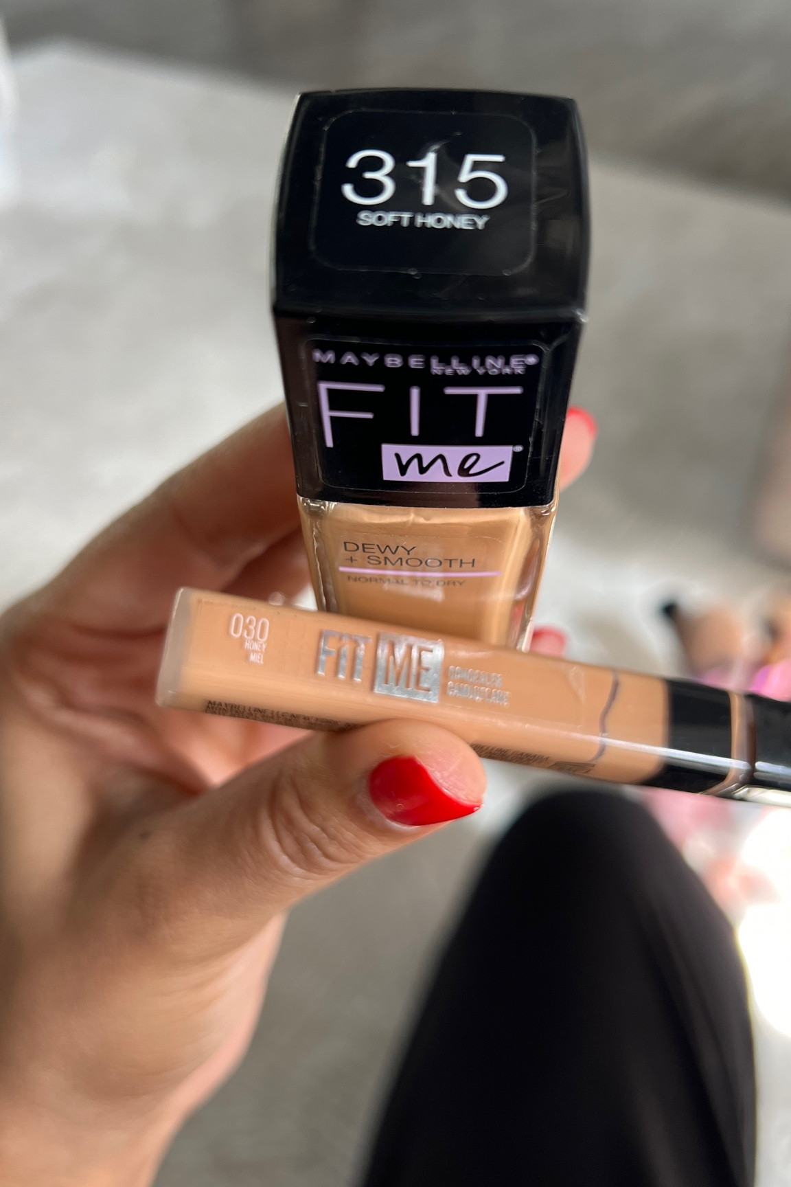 Maybelline fit me dewy soft  foundation in 315 soft honey. 

Maybelline fit me concealer in 030
